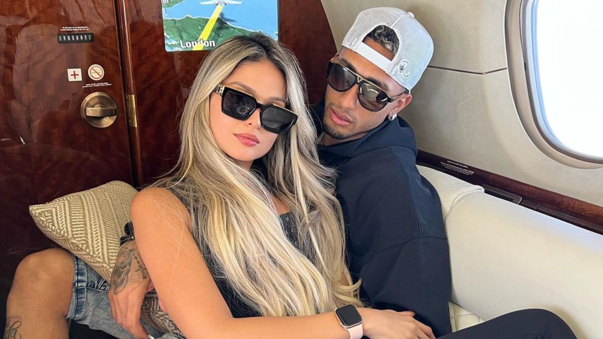 Destaque da estreia da Seleção Brasileira, Raphinha se casou em cerimônia dos sonhos com loira
