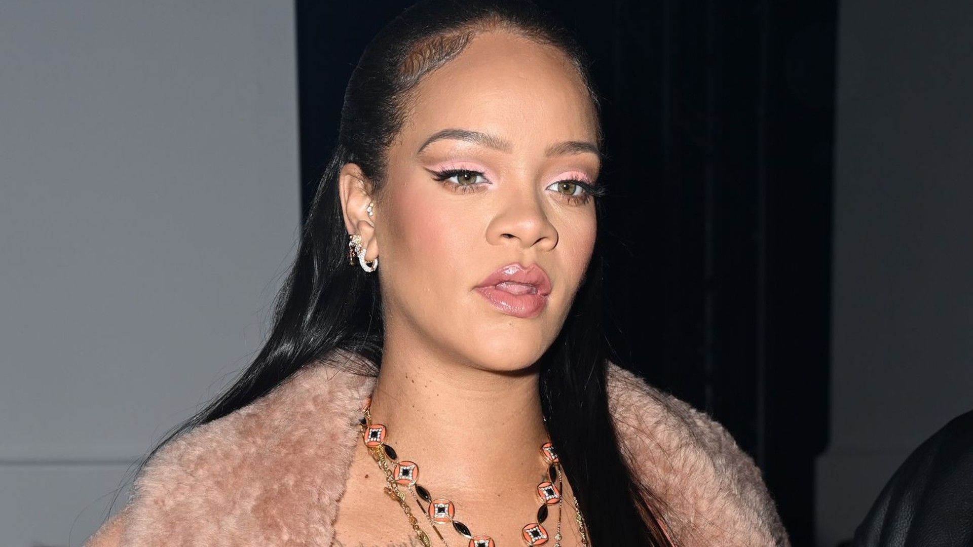 Rihanna explica motivo de não divulgar nome e foto do filho com o rapper A$AP Rocky