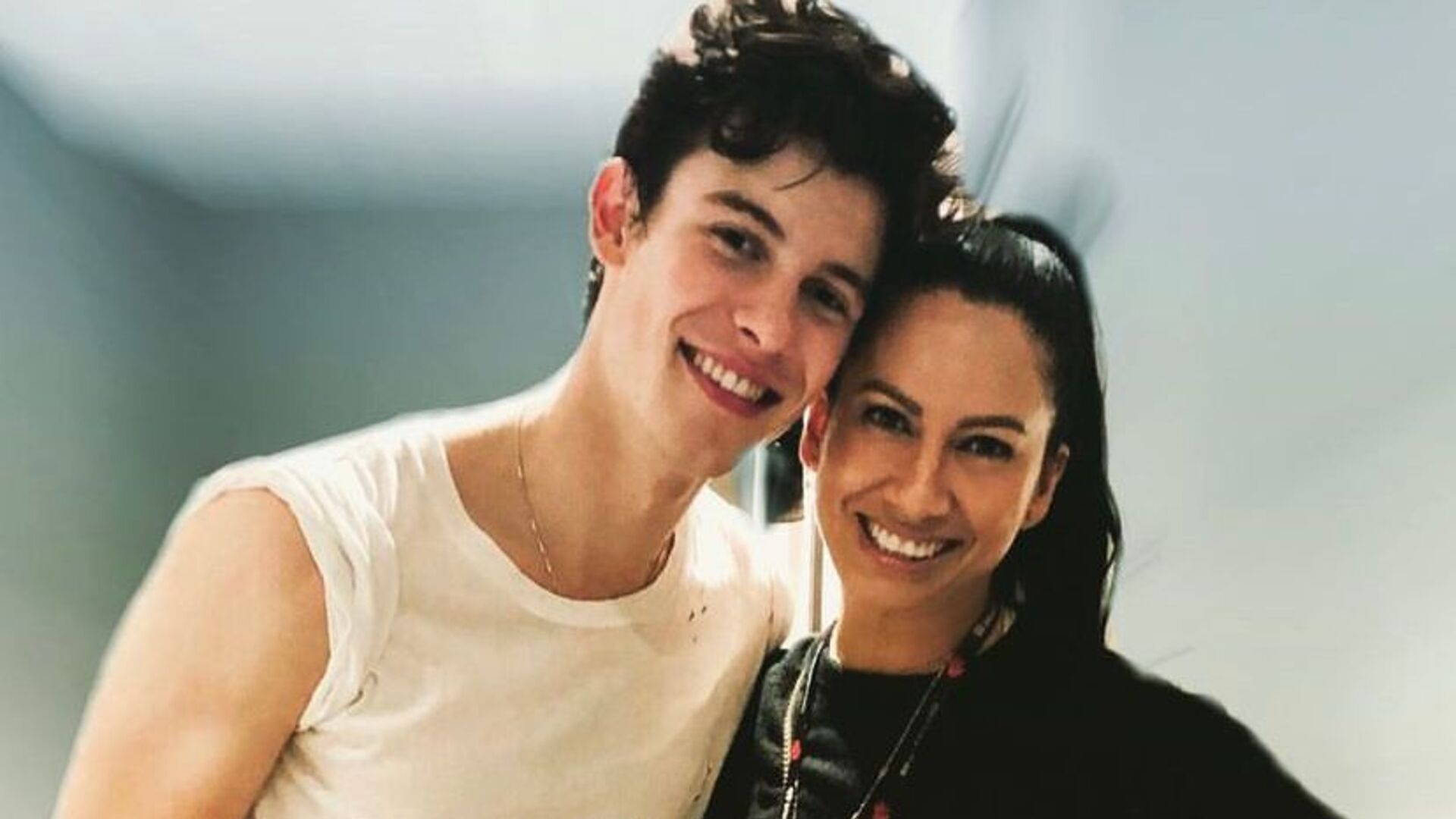 Shawn Mendes estaria namorado quiroprata de famosos 26 anos mais velha