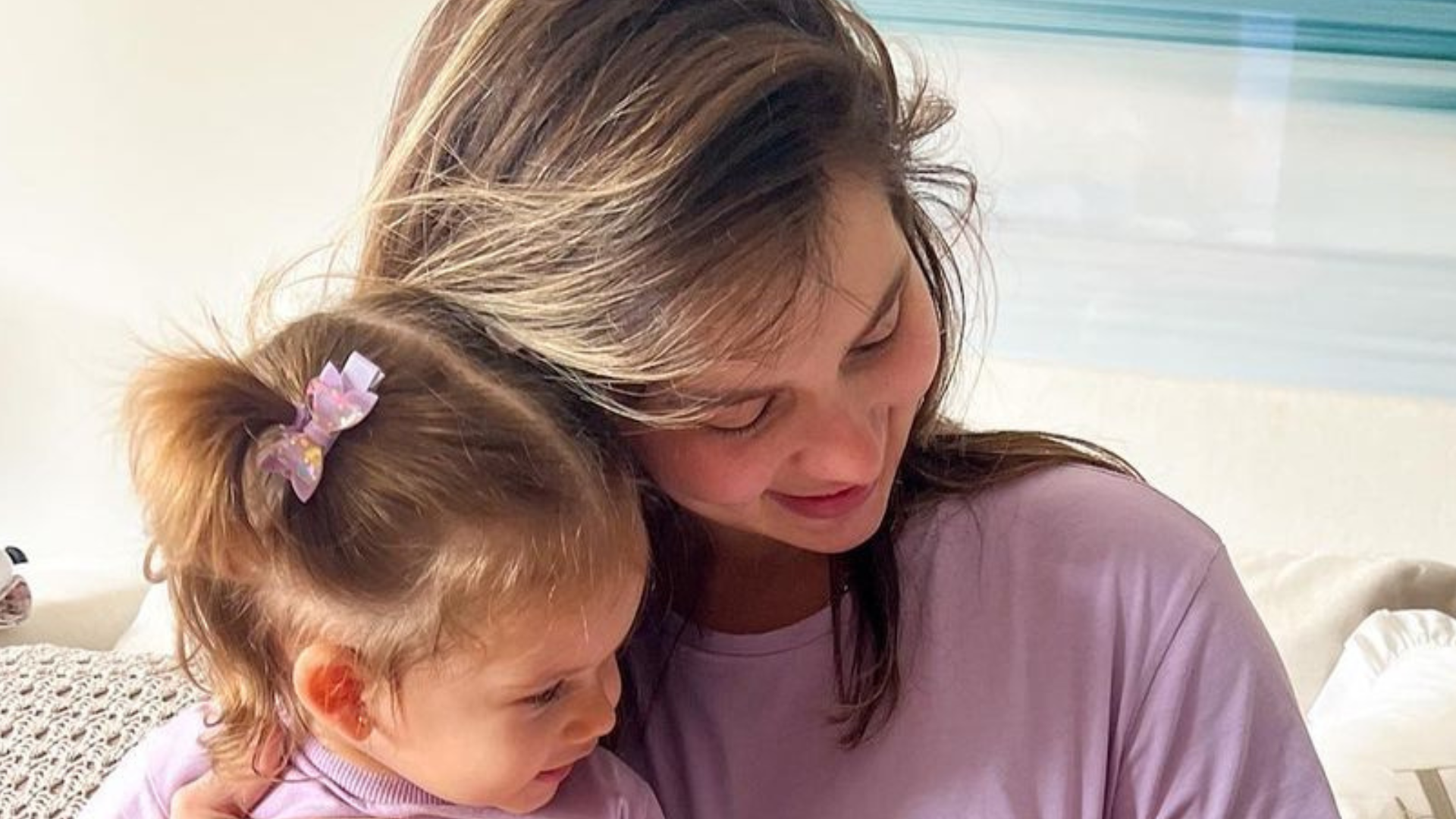 Virginia Fonseca encanta seguidores e posta nova foto com as filhas