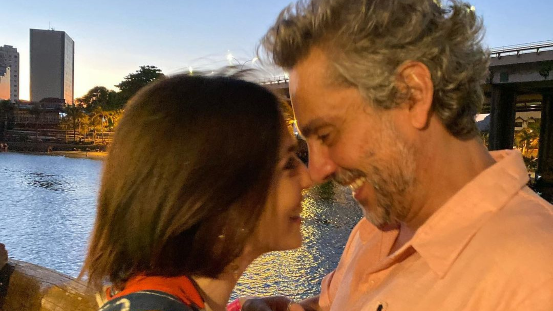 Alexandre Nero e Karen Brustollin comemoram 11 anos juntos com direito a um vídeo e declarações