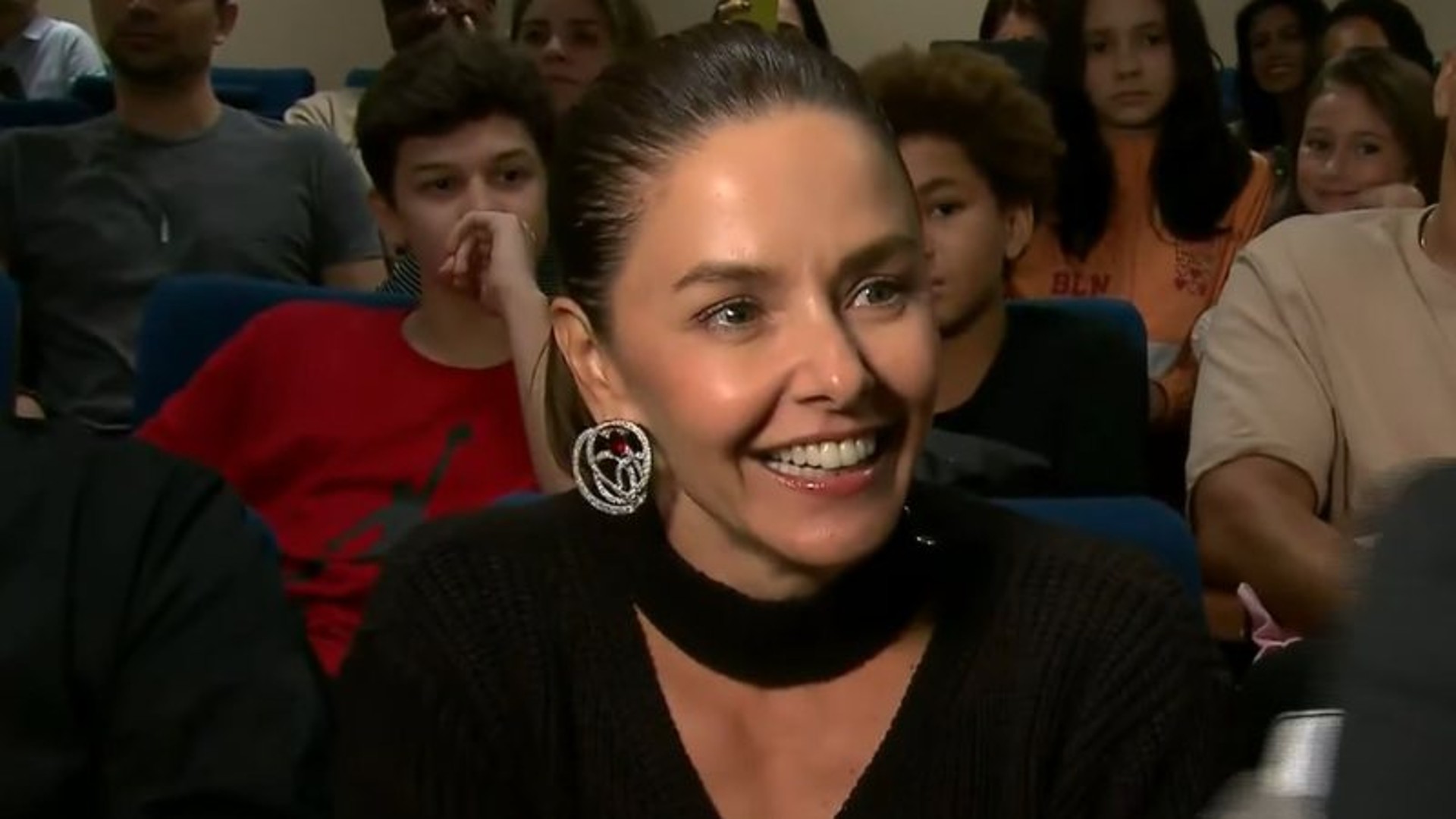 Bianca Rinaldi comemora retorno ao SBT após quase 20 anos: “Felicidade imensa”