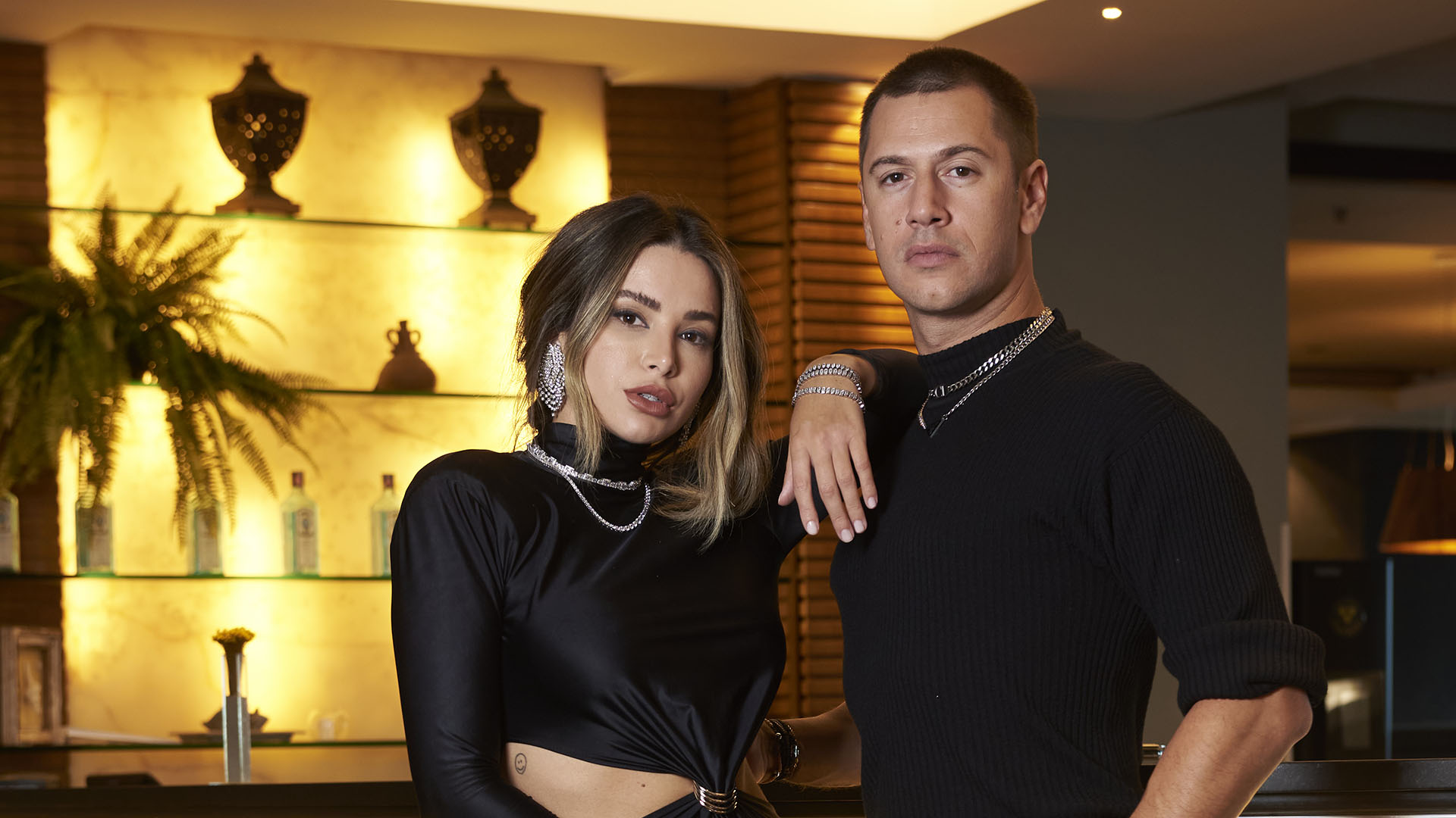 Apaixonados, Bruna Gomes e Bernardo Sousa explicam como lidam com a distância