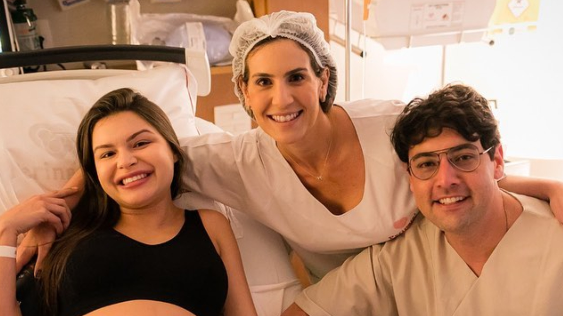 Bruno De Luca posta novas fotos do parto da filha, Aurora: ”Sou só gratidão”