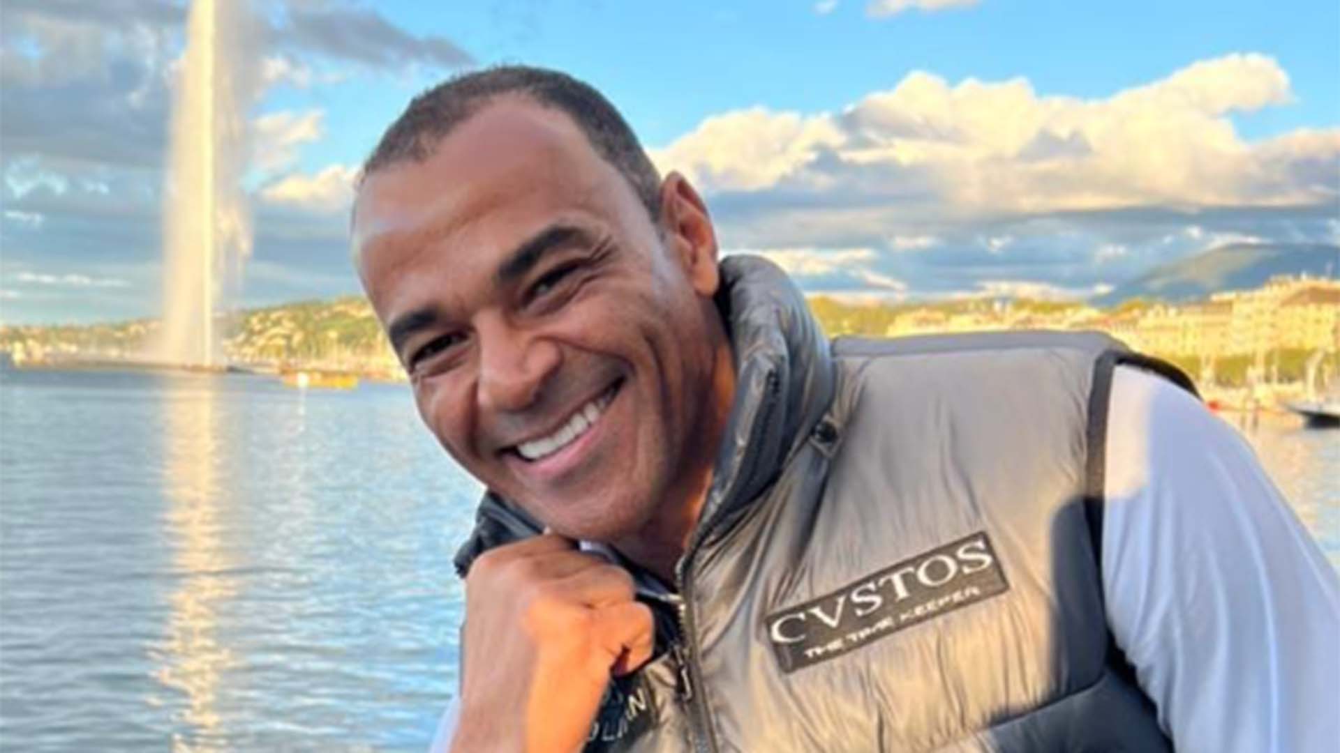Cafu anuncia o fim do casamento com Regina Feliciano
