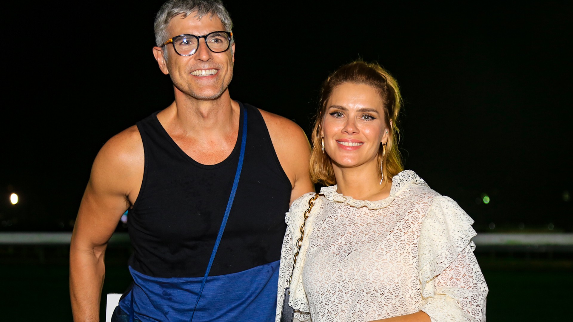 Carolina Dieckmann e Reynaldo Gianecchini se reencontram no RJ