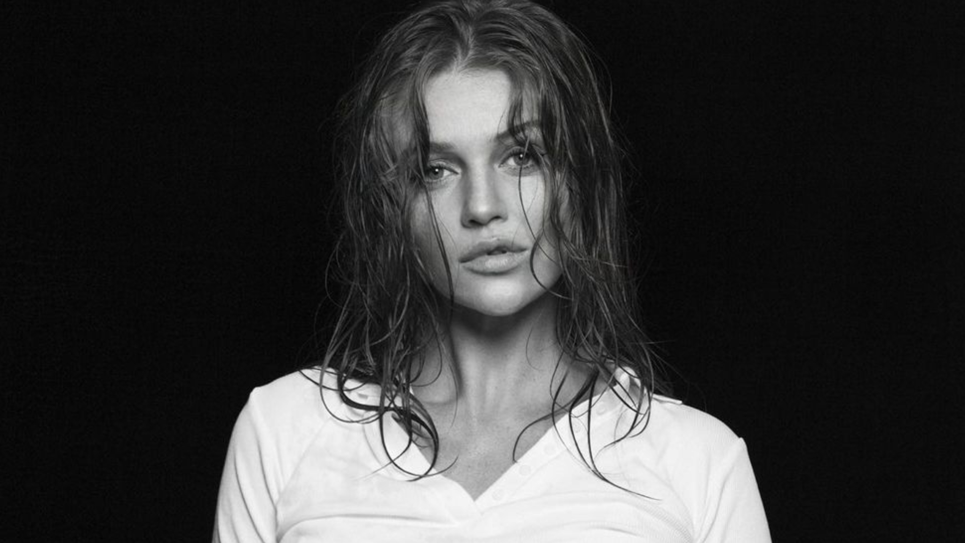 Grávida, Cintia Dicker encanta ao compartilhar nova foto do barrigão: ”Eu e ela”
