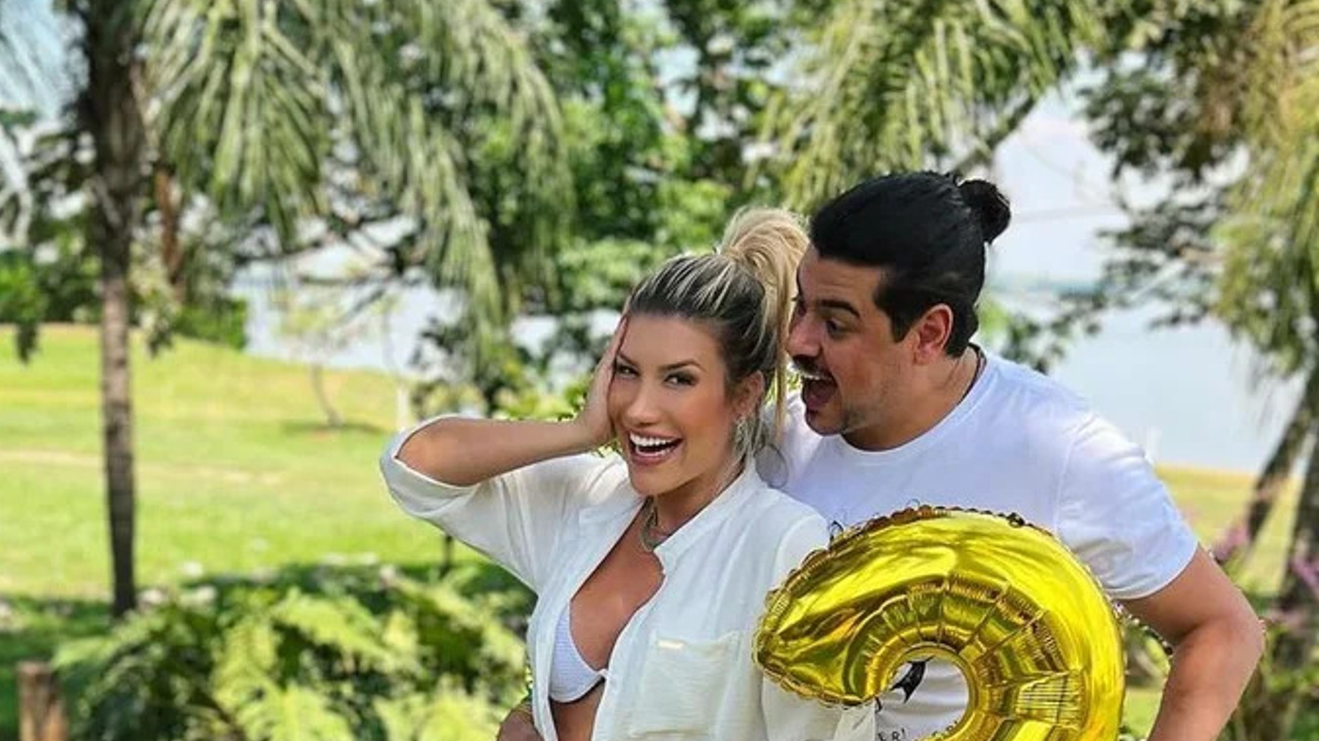 Cristiano, da dupla com Zé Neto, será pai pela terceira vez e esposa exibe a barriga