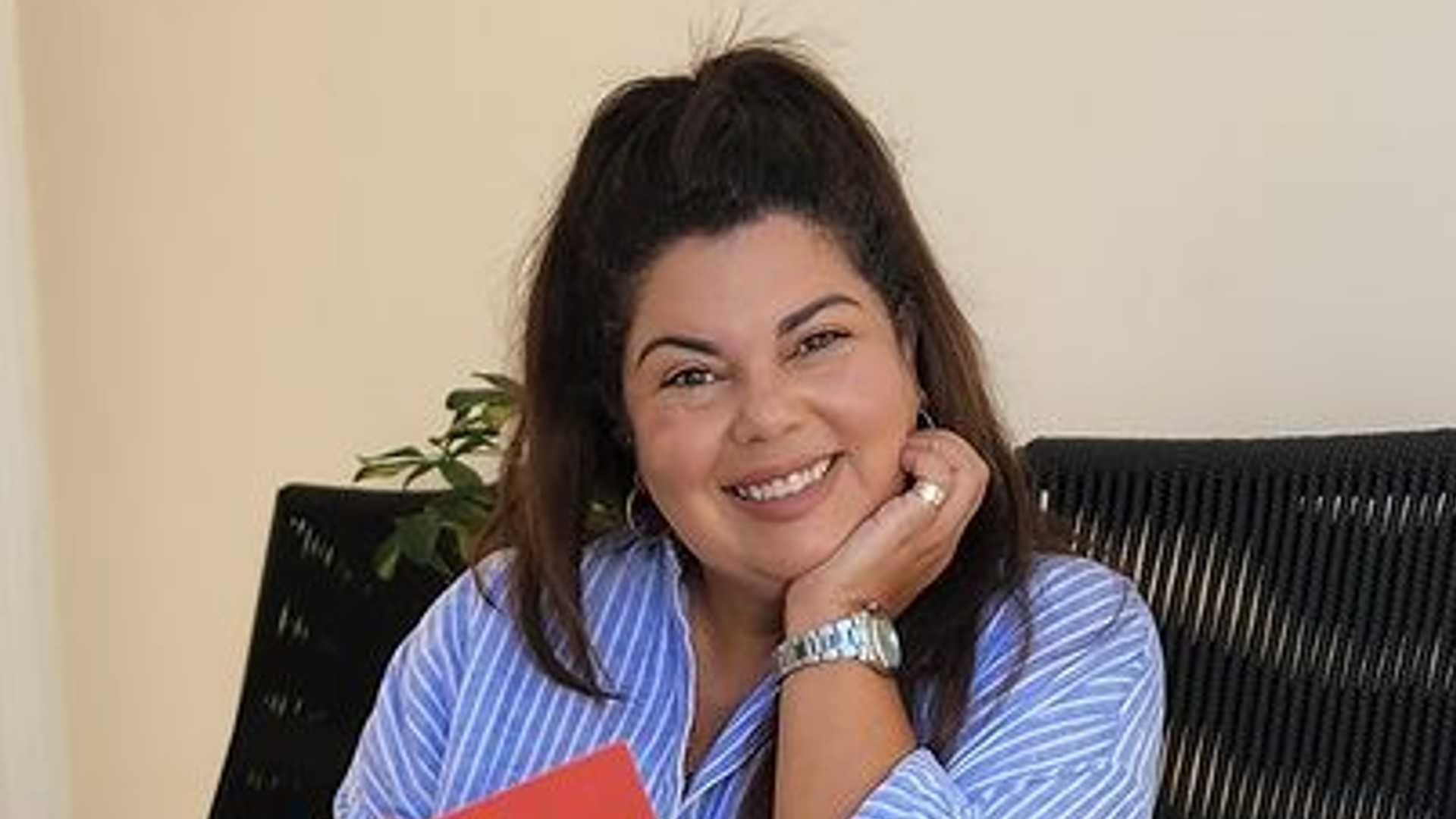 Fabiana Karla compra mansão e compartilha detalhes da reforma; confira as fotos do imóvel