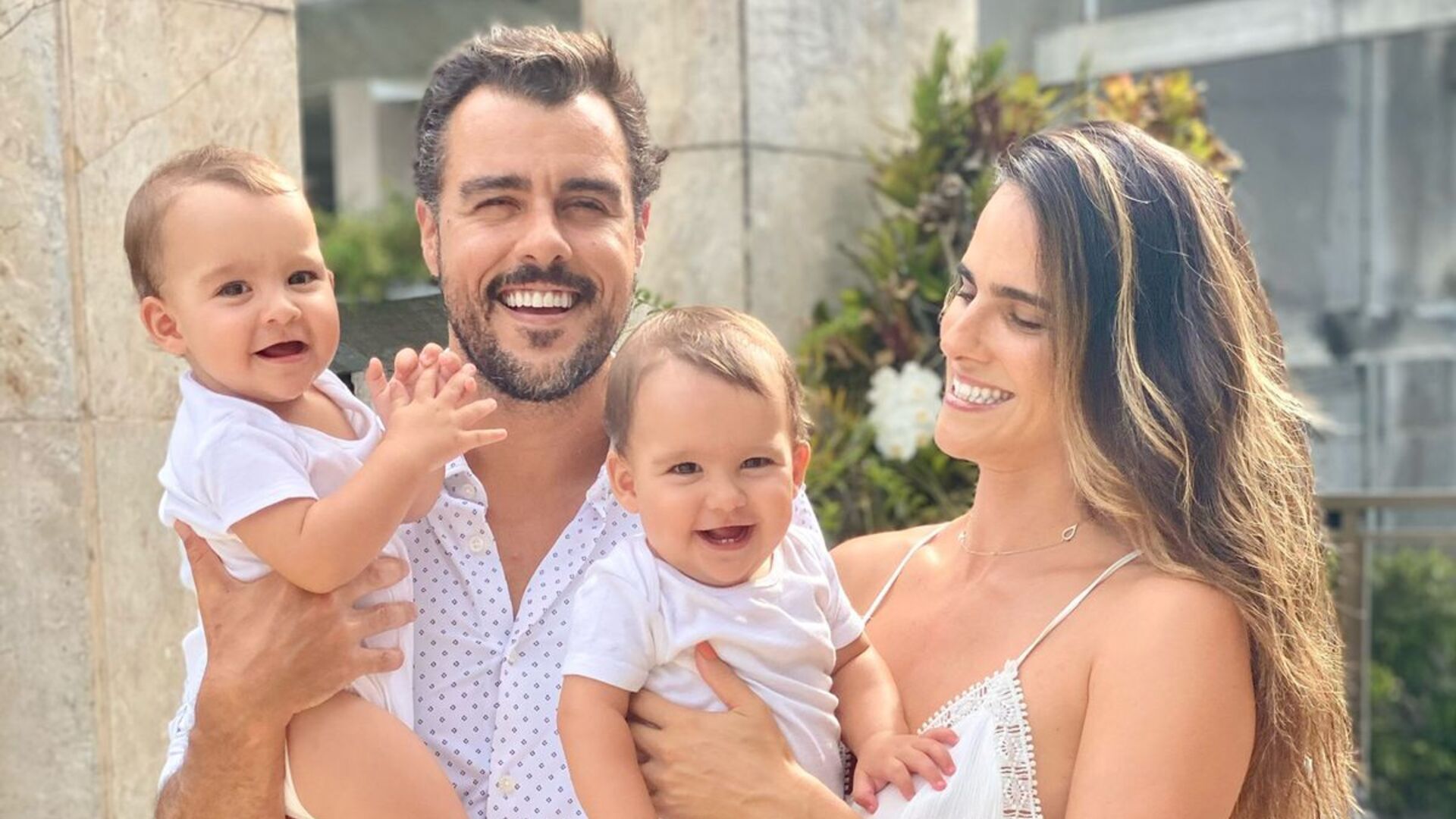 Na véspera do Dia das Crianças, Joaquim Lopes fala sobre ser pai de gêmeas: “É um aprendizado”