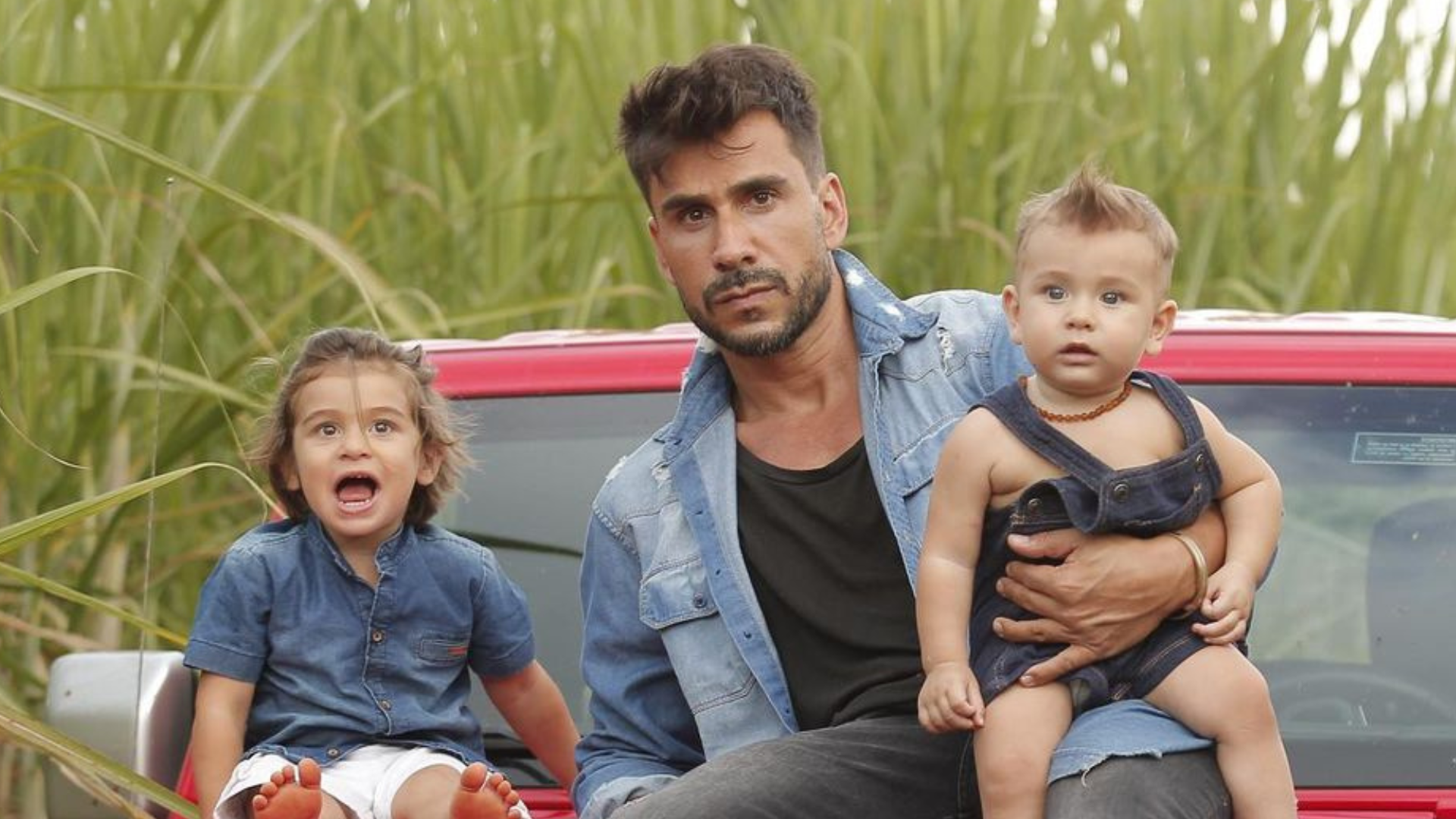 Júlio Rocha compartilha chá revelação engraçado para descobrir sexo do terceiro filho