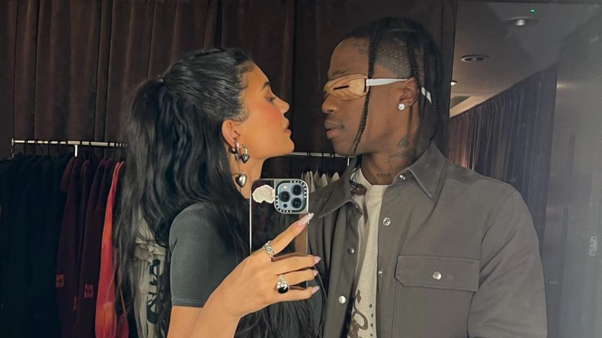 Kylie Jenner revela que teve “baby blue” depois de nascimento do filho caçula
