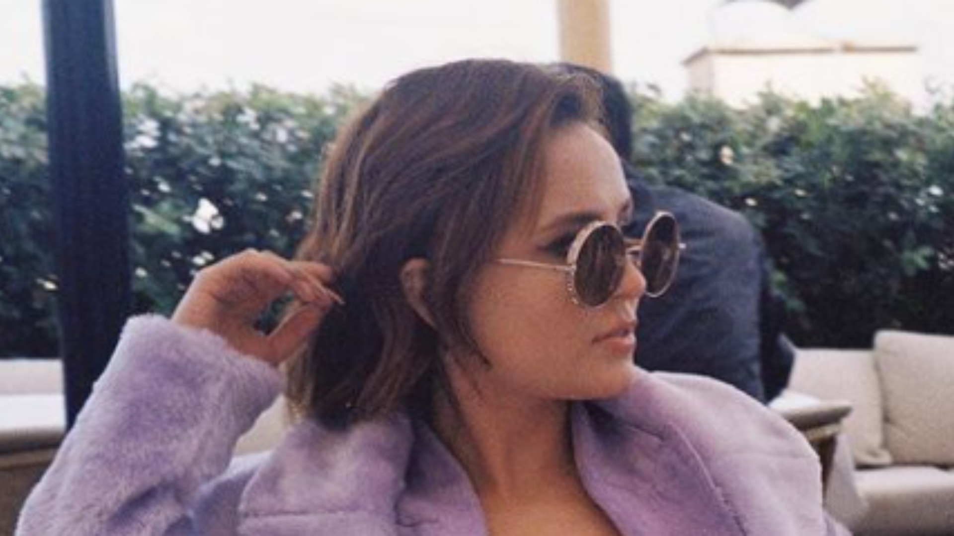 Larissa Manoela faz abre álbum de fotos analógicas: ‘Momentos registrados’