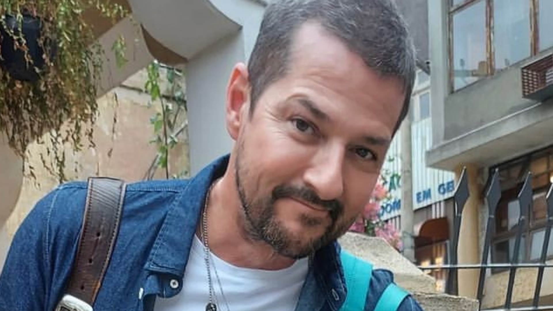 Marcelo Serrado relembra personagem em ‘Por Amor’: “César fez história”