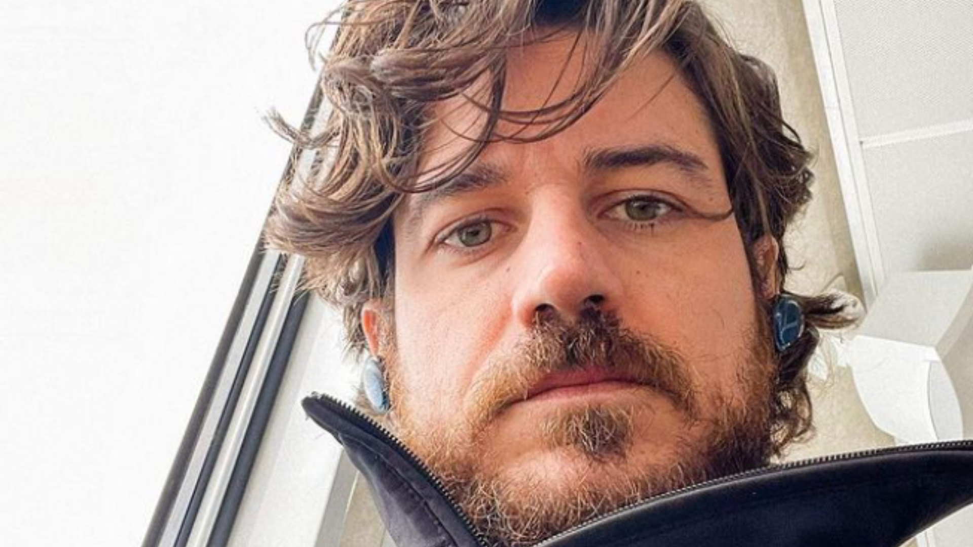 Marco Pigossi revela sobre medo de se assumir homossexual