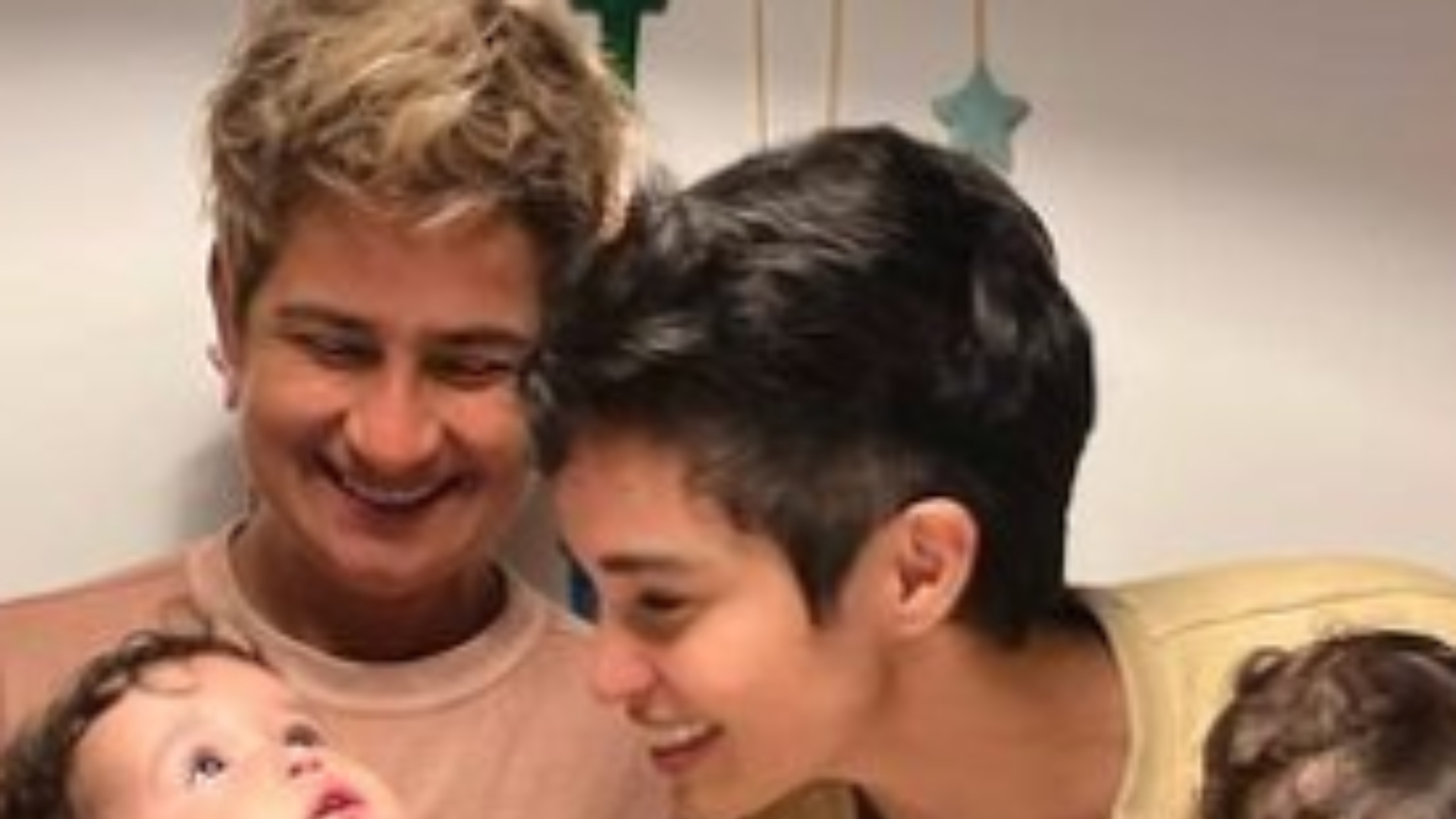 Nanda Costa encanta internet ao mostrar registros de festa de um ano de filhas