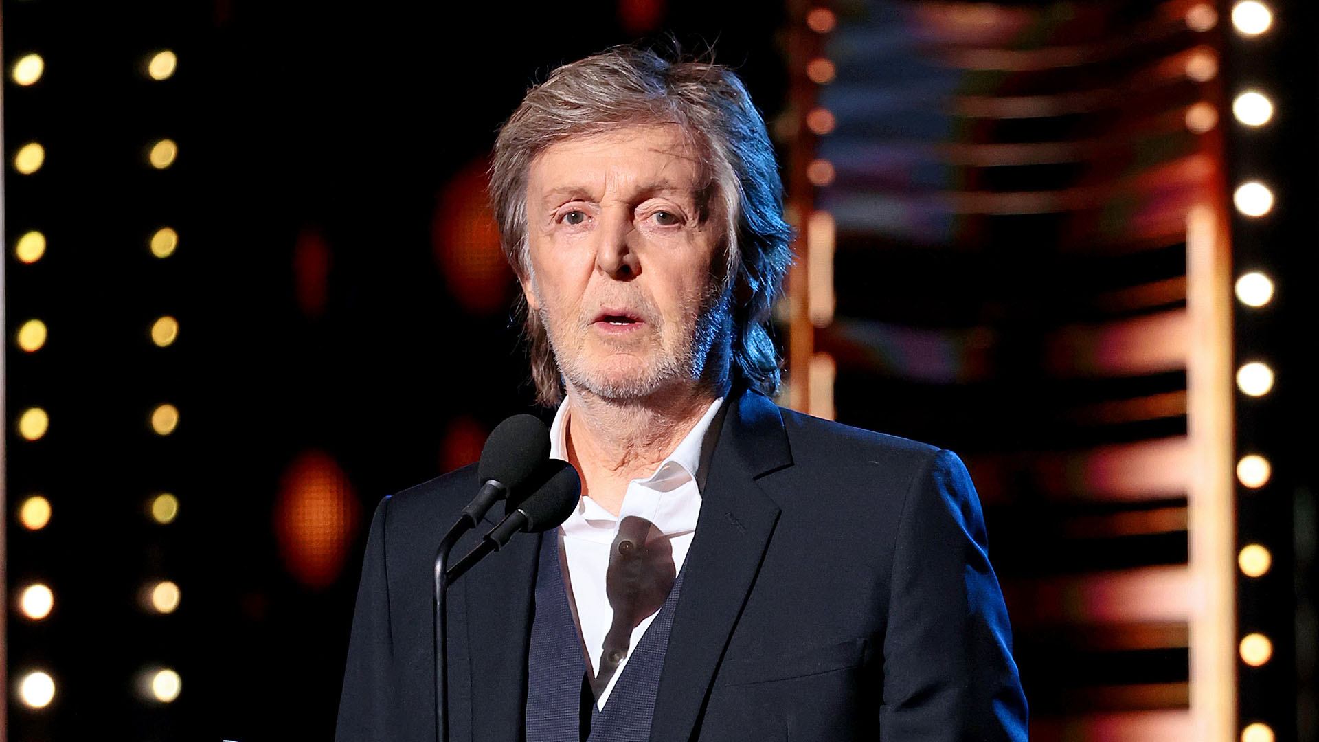 George Harrison teria dito que Paul McCartney arruinou sua carreira