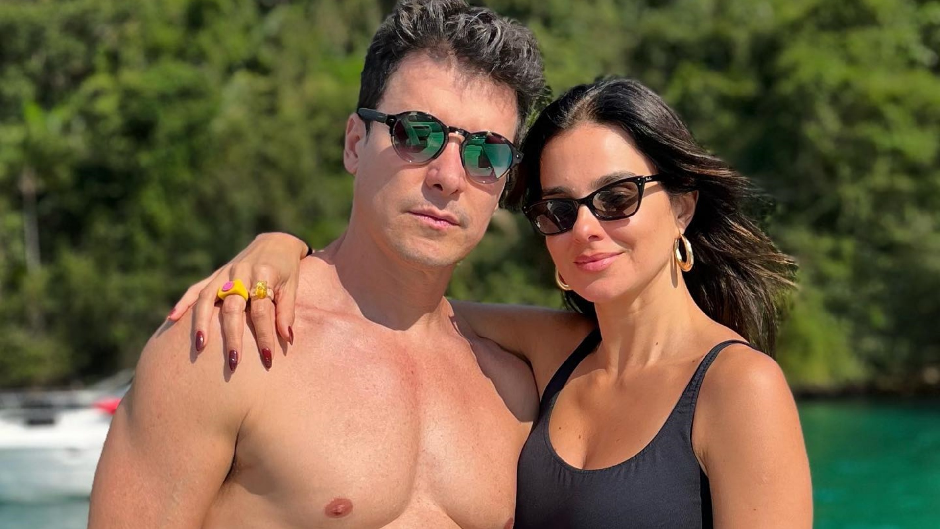 Rodrigo Faro presta linda homenagem no aniversário da esposa, Vera Viel