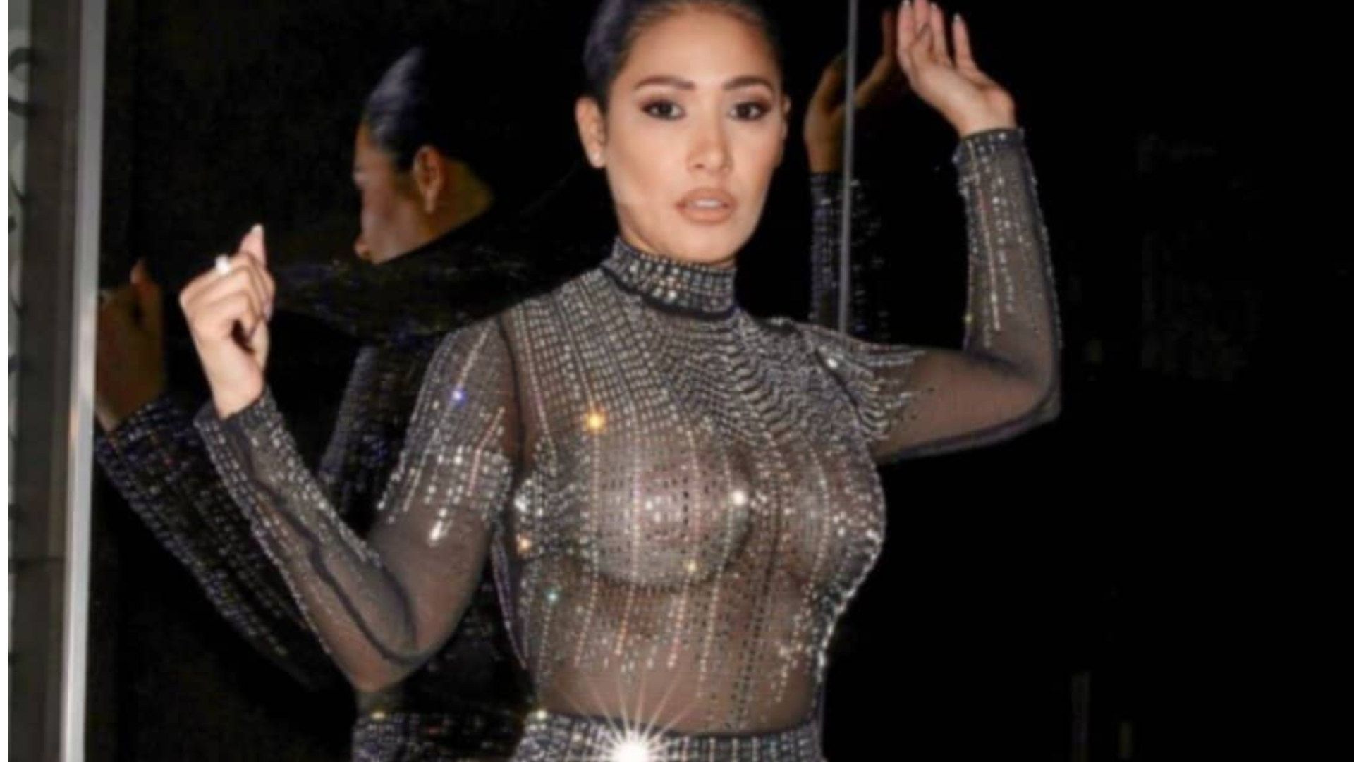 De look transparente, Simaria deixa parte íntima evidente e quase revela demais