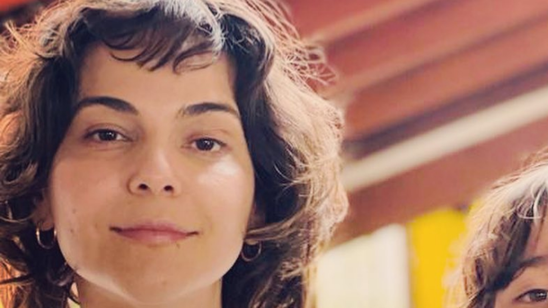 Tainá Müller posta clique raro com o filho e fãs apontam semelhança: “Idênticos”