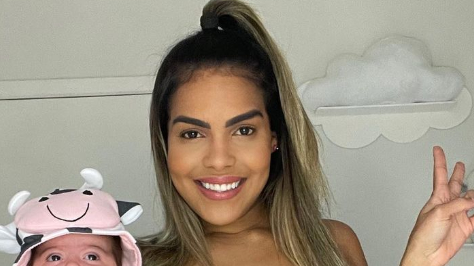 Tays Reis combina look de vaquinha com a filha, Pietra: ”Duas princesas”