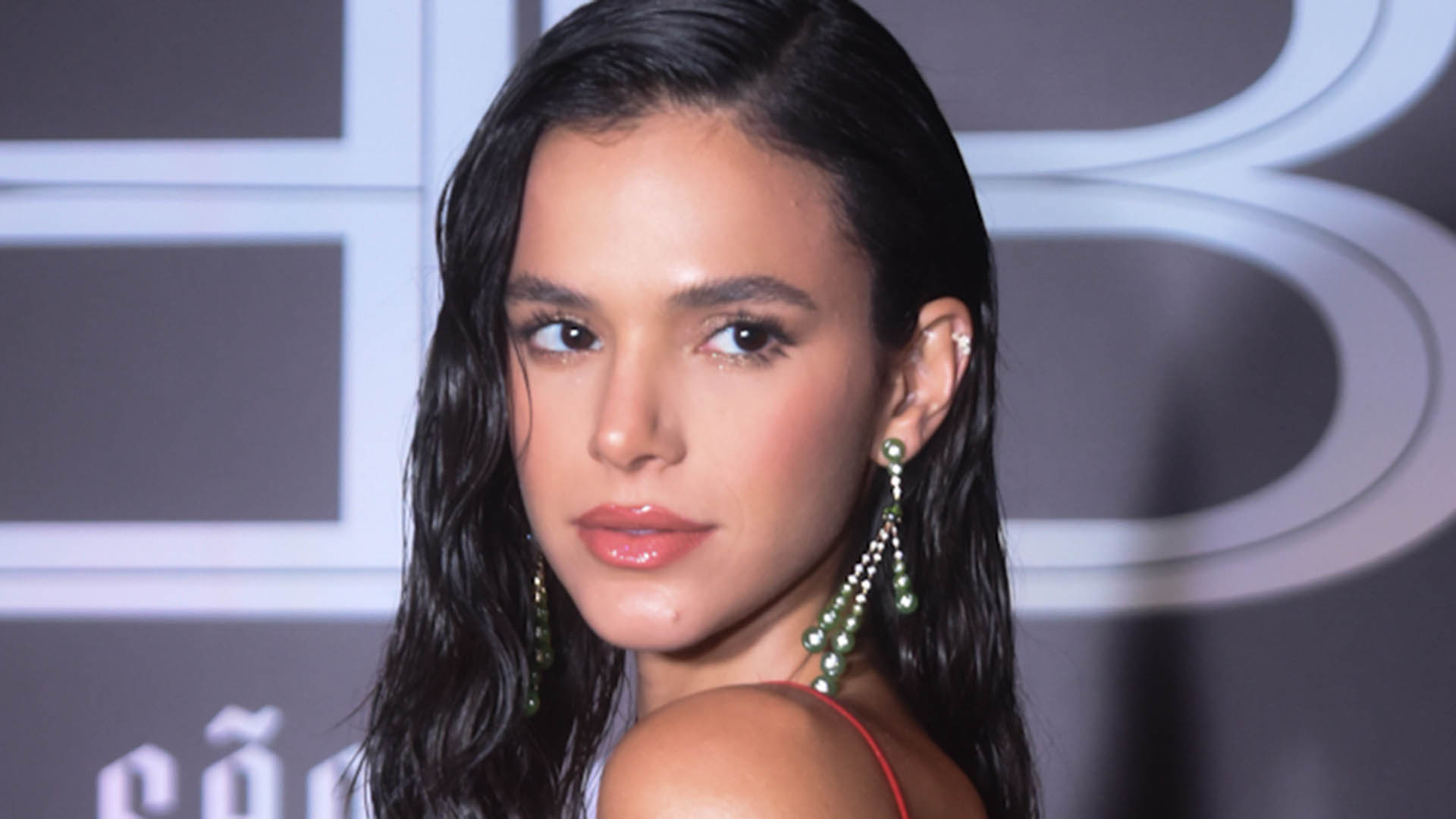Bruna Marquezine foi morar na casa de Xuxa, diz colunista. Saiba o motivo