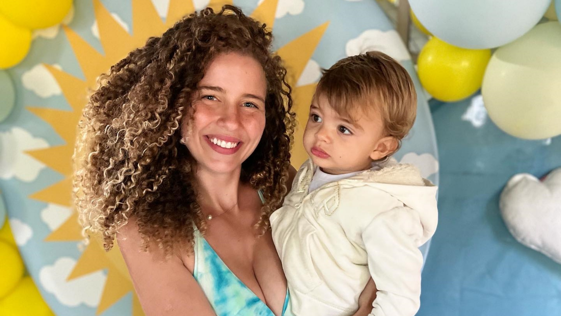 Debby Lagranha mostra detalhes da festa de aniversário de 1 ano do filho, Arthur