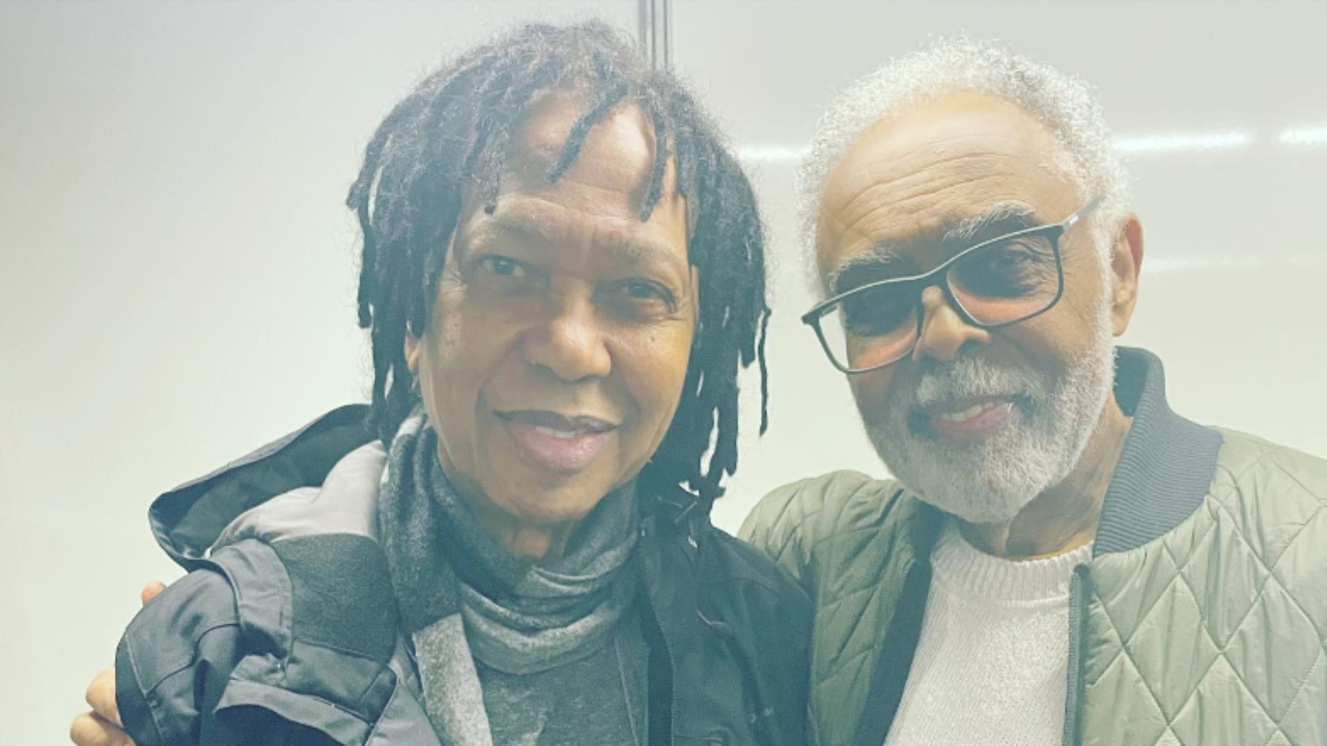 Djavan comemora encontro com Gilberto Gil