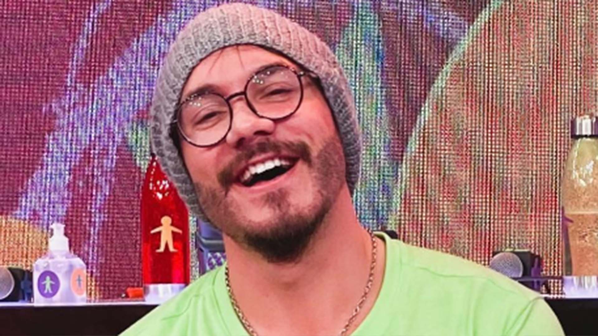 Ex-BBB Eliezer comemora o resultado de rinoplastia: ‘Amei muito’