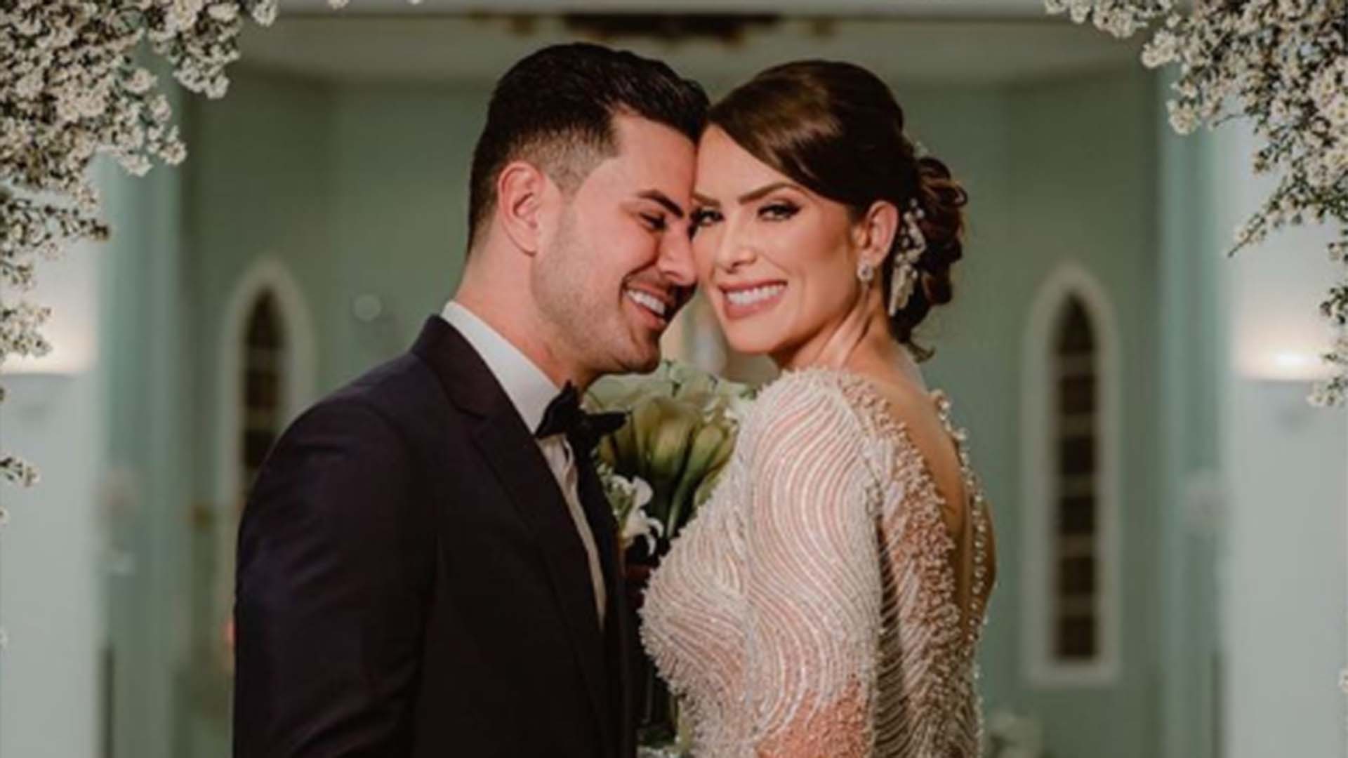 Ex-Miss Brasil Débora Lyra mostra as fotos do seu casamento
