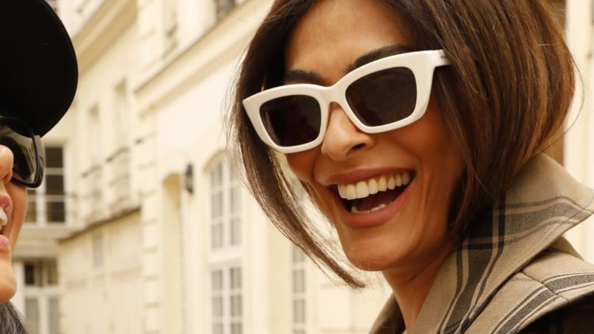 Irmã de Juliana Paes surge em fotos raras com a atriz ao ter sonho realizado: ”Tão feliz”
