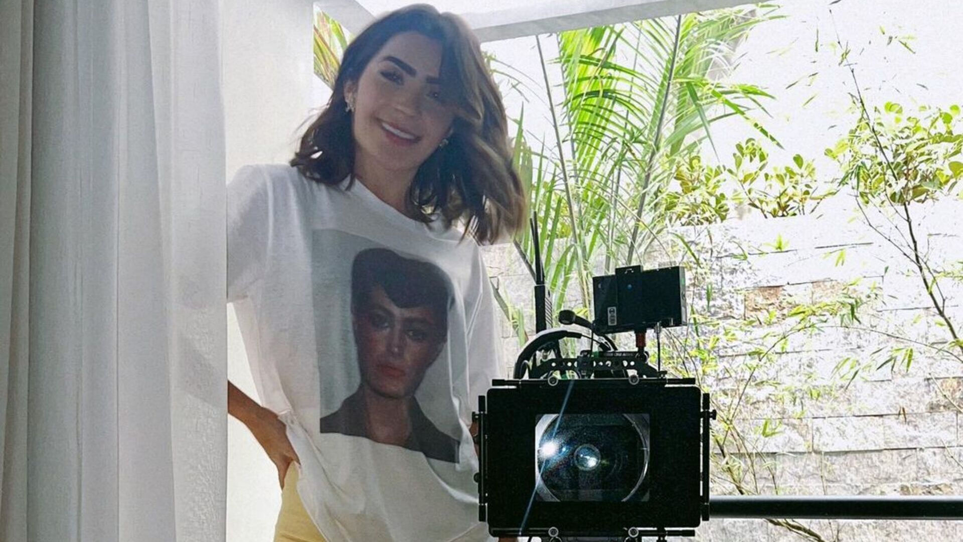 Jade Picon mostra única foto de seu aniversário atípico: ”Sem festa”