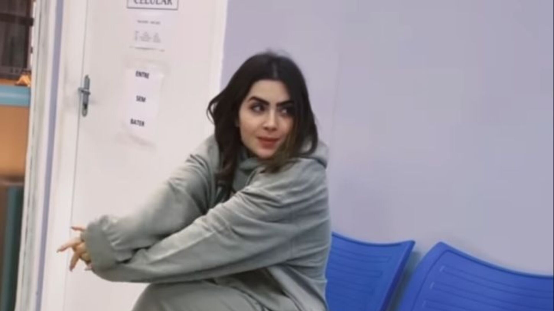 Jade Picon atualiza seus seguidores sobre jornada para tirar carteira de motorista: “Não passei”