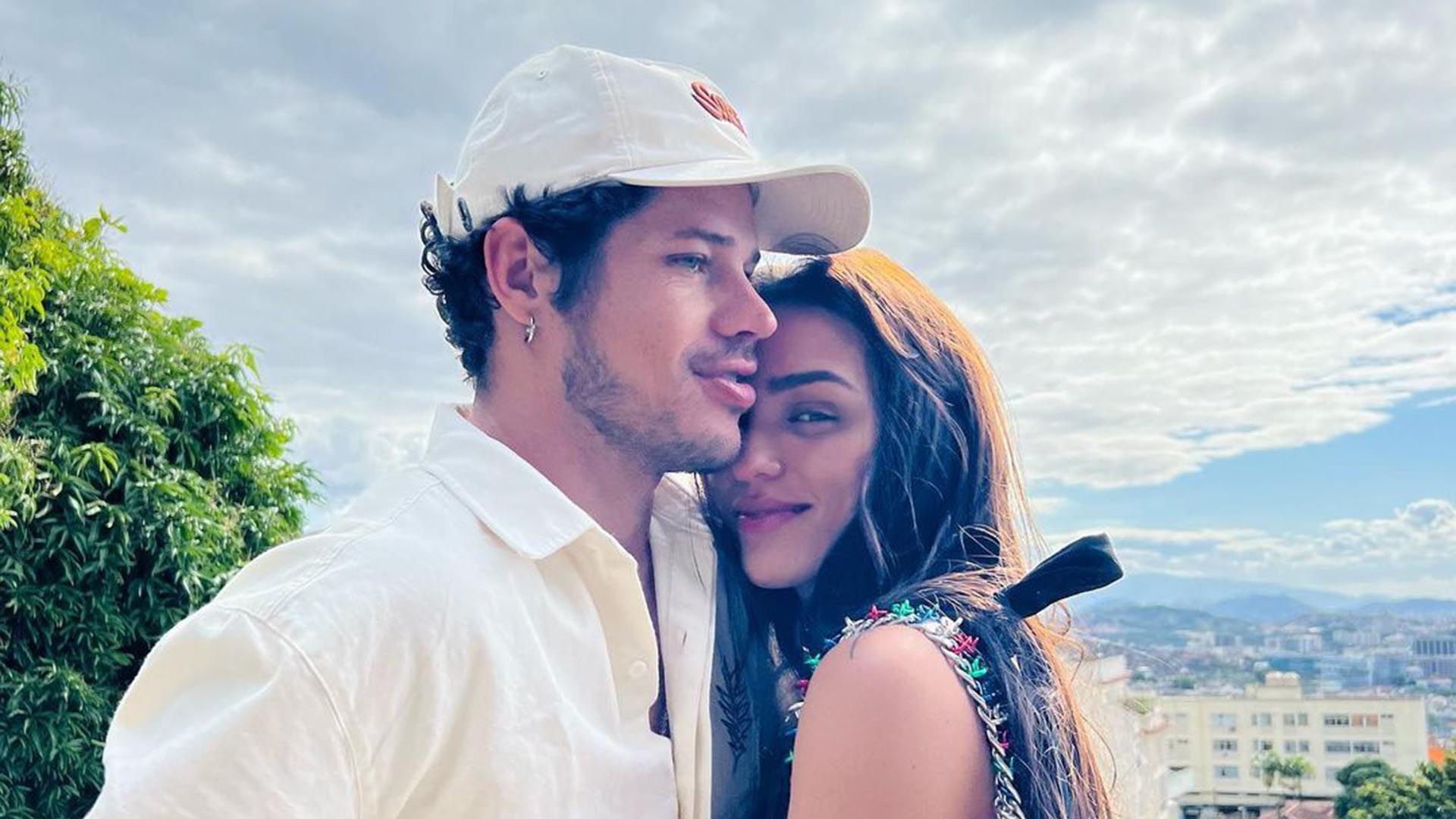José Loreto revela que tomou a iniciativa no namoro com Rafa Kalimann