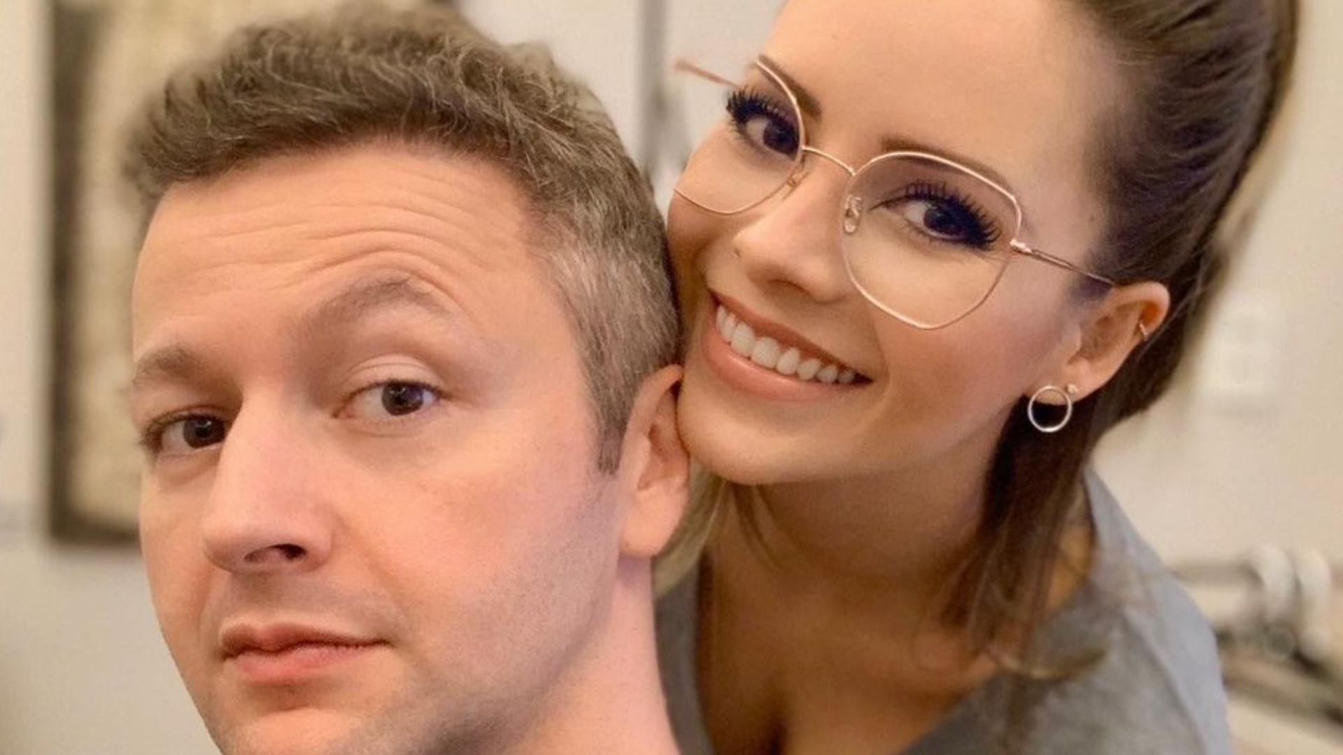 Lucas Lima exibe foto raríssima do casamento com Sandy: ”Há catorze anos”