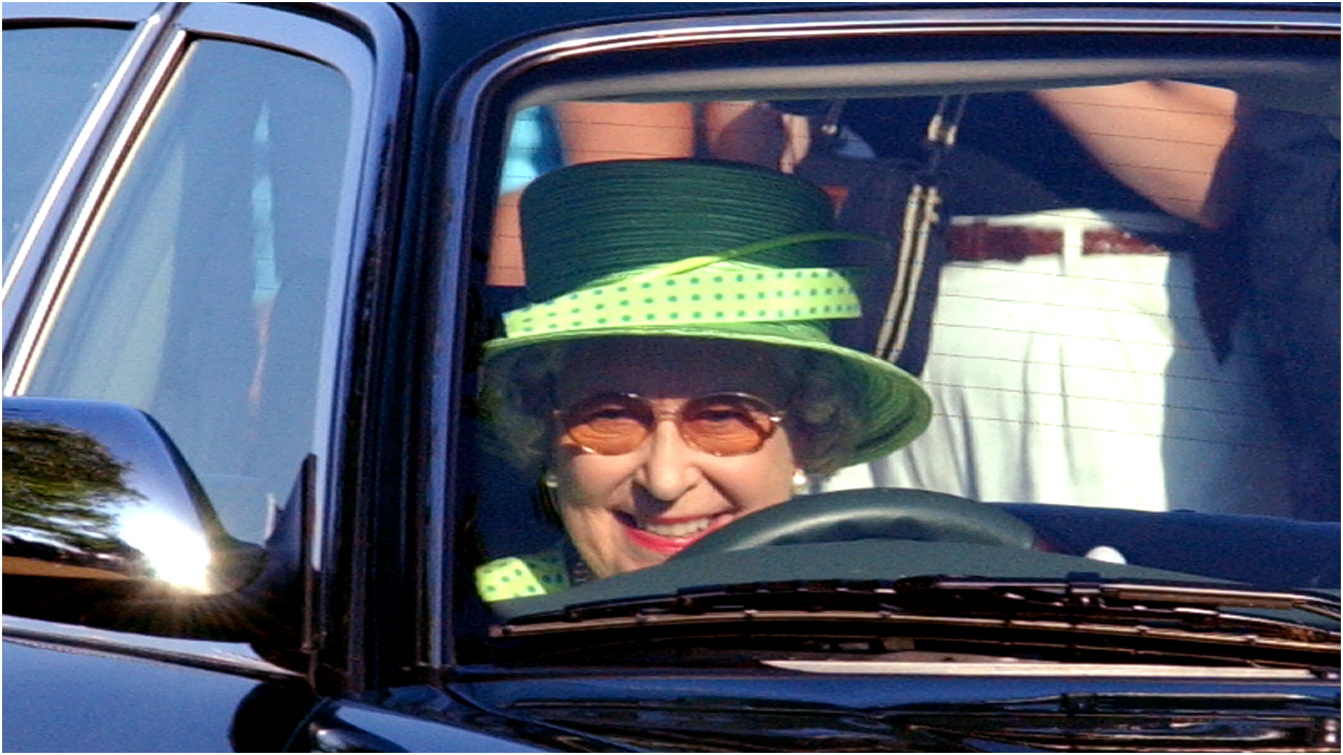 Mesmo dirigindo por décadas, Rainha Elizabeth II nunca teve habilitação