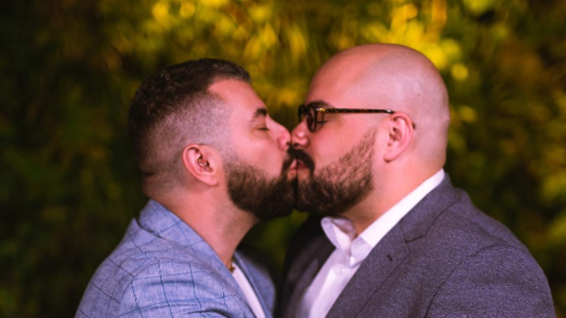 Marido de Tiago Abravanel abre álbum de fotos do casamento