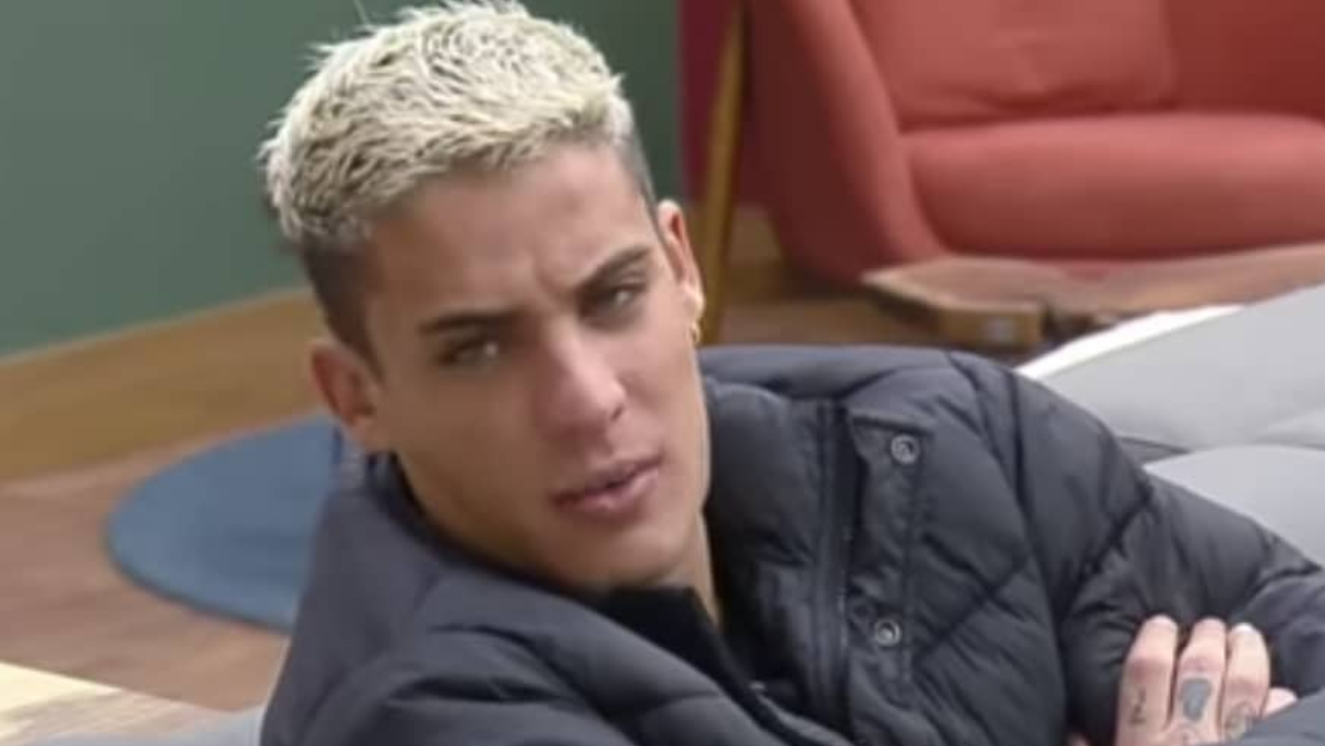 A Fazenda 14: Tiago Ramos quebra cenário, gera punição e revolta peões