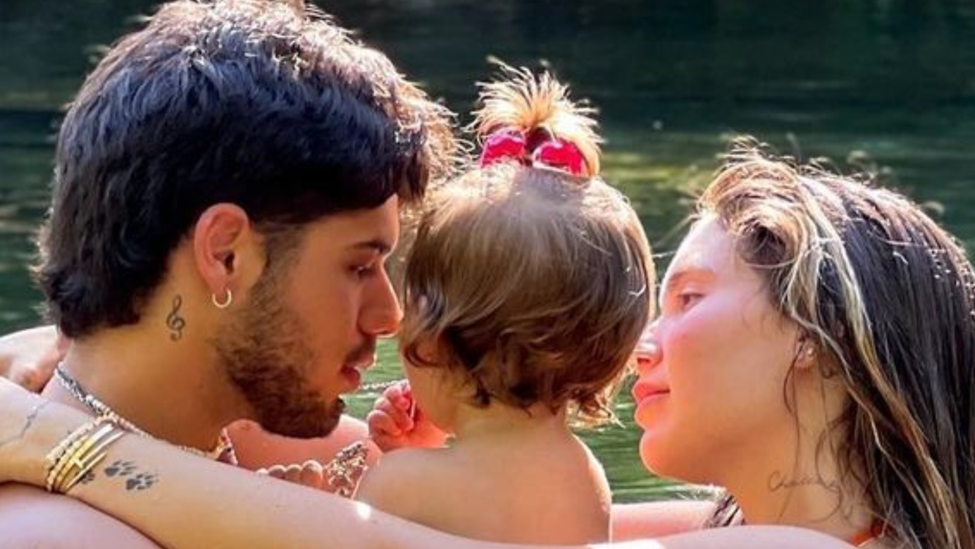 Grávida, Virginia Fonseca mostra o barrigão em momento fofo com Zé Felipe e Maria Alice