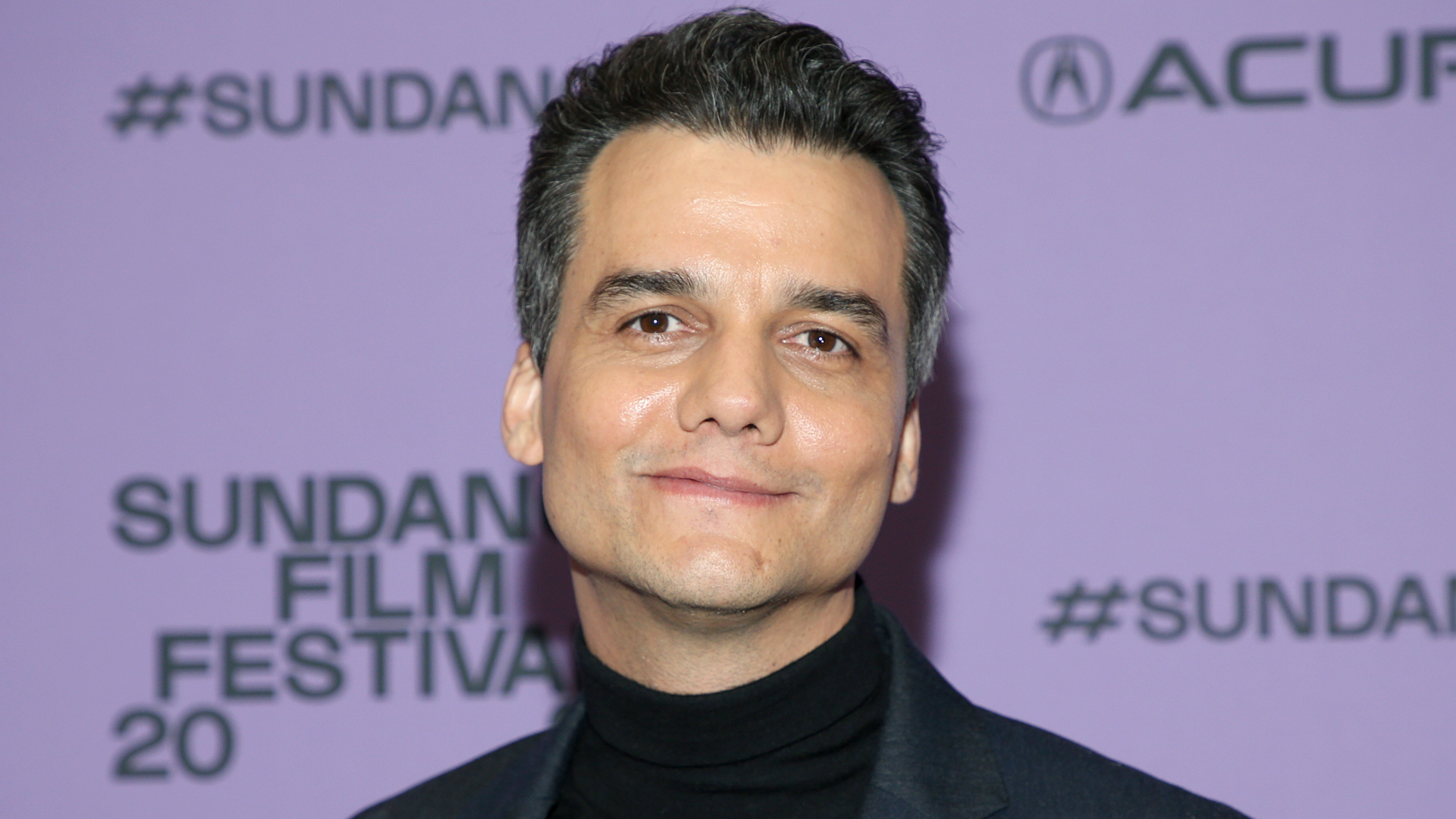 Wagner Moura entra para o elenco de ‘Sr. e Sra. Smith’, nova série americana da Amazon