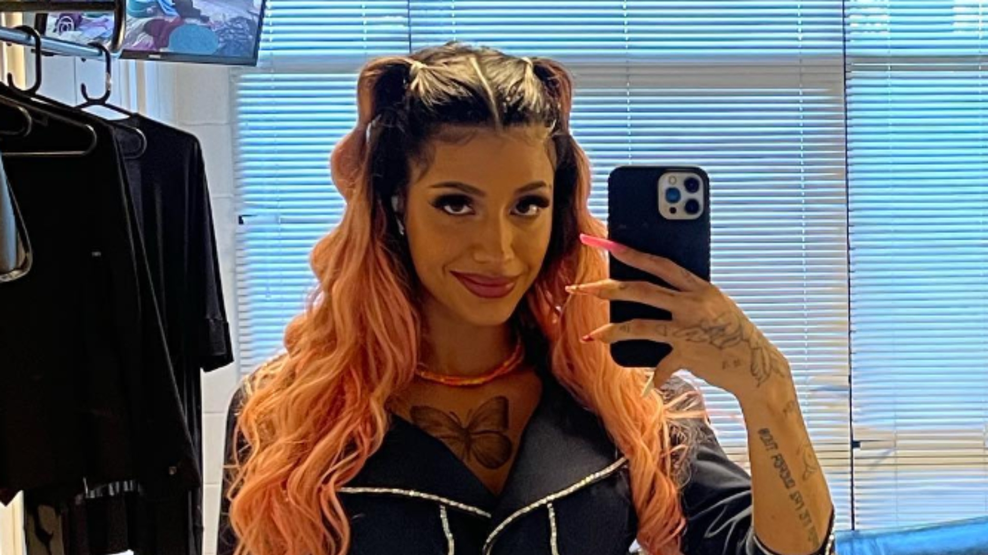 Azzy, rapper e atriz de Vai na Fé, é hospitalizada: ‘Dias intensos’