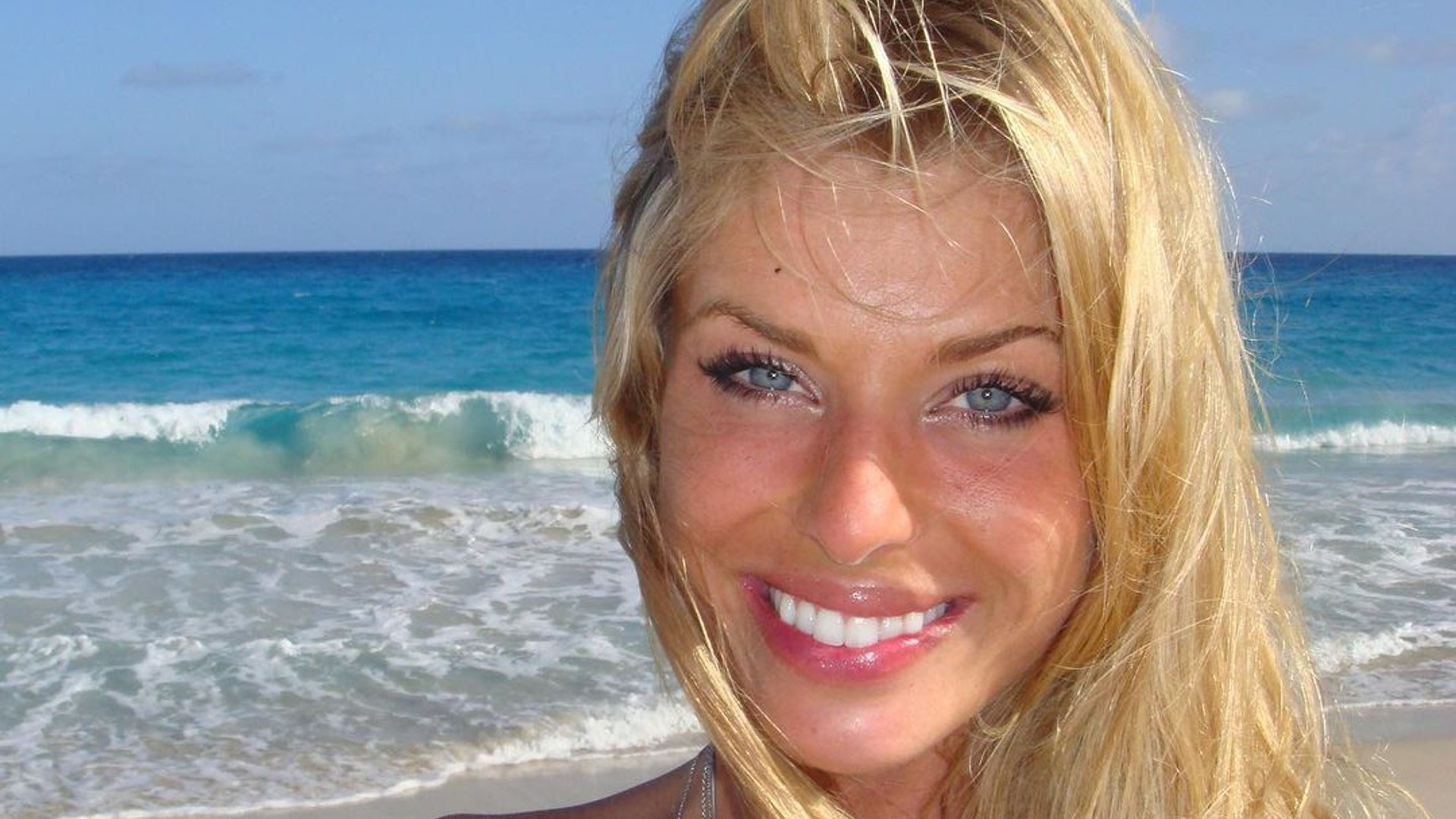 Filha de Carol Bittencourt lamenta falta da mãe em seu aniversário de morte