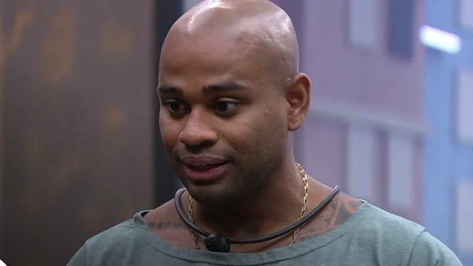 BBB23: Cezar pede desculpas para brothers por conta da última votação