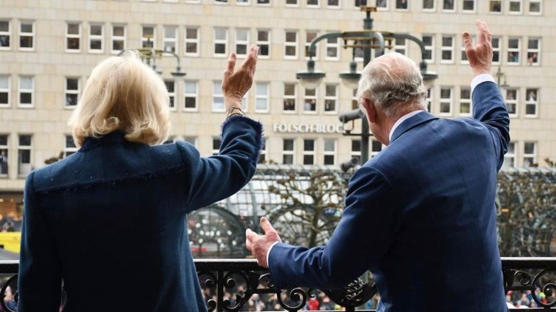 Carruagem que levará o Rei Charles e a Rainha Consorte Camilla para a coroação é revelada