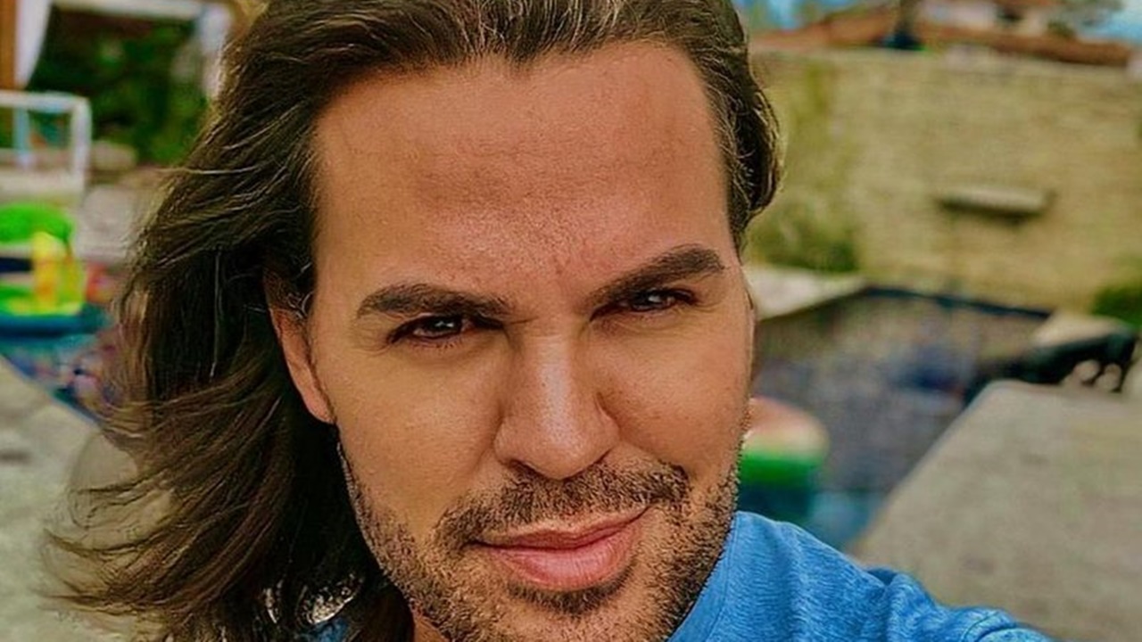 Qual a religião de Eduardo Costa? Cantor provocou comoção após casamento