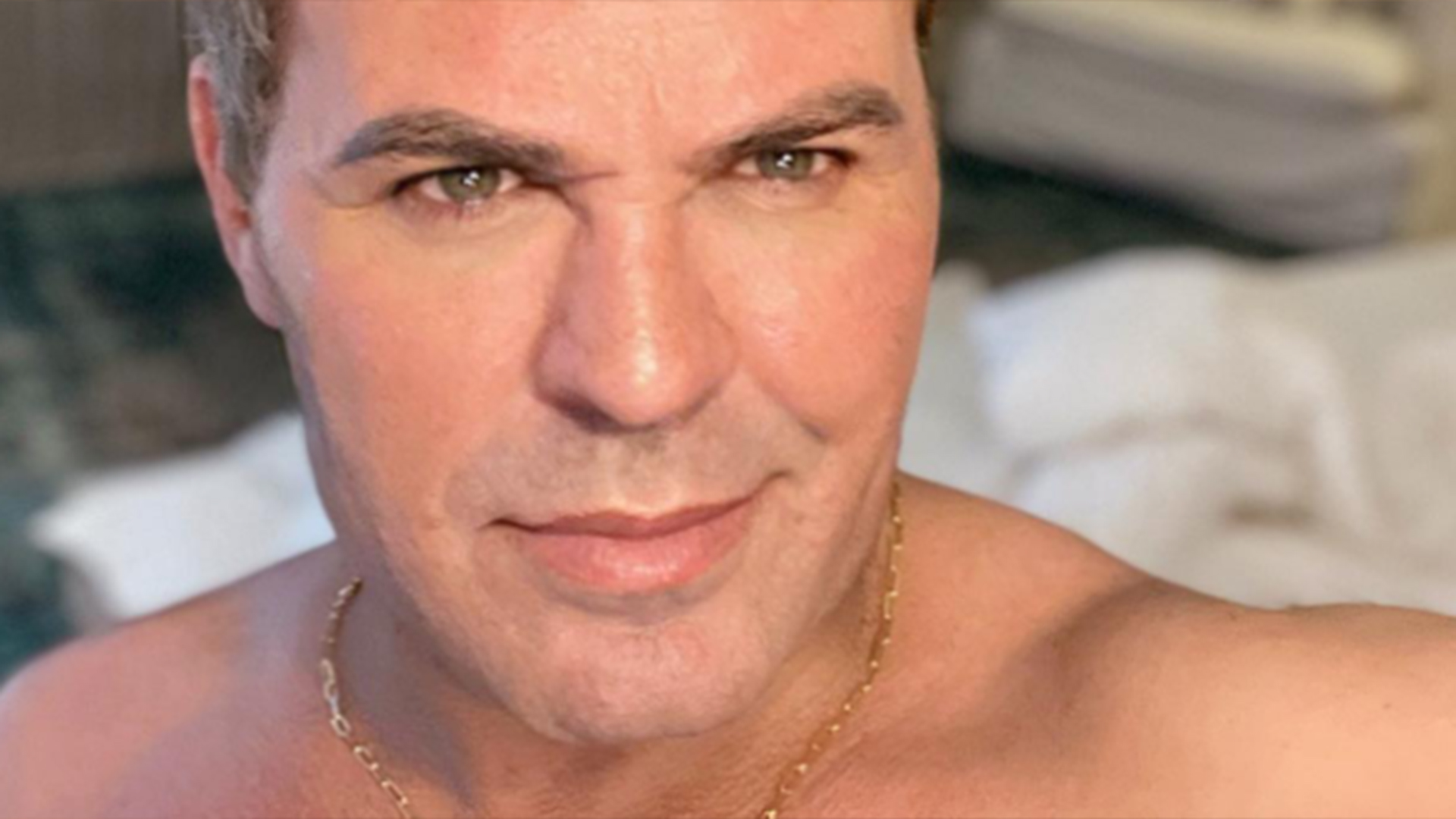 Mãe de Eduardo Costa explica sua ausência no casamento do filho: ‘Muito importante’