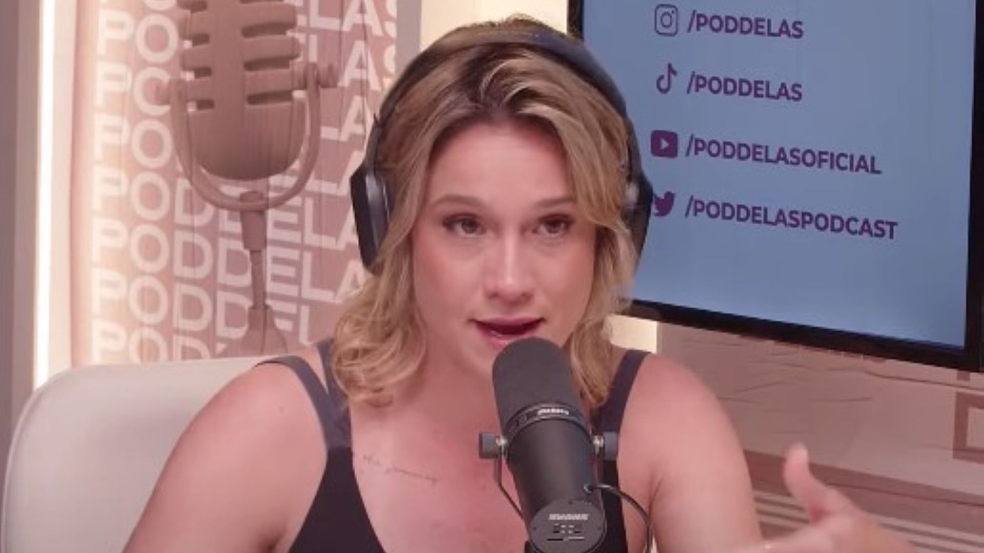 Fernanda Gentil diz que teve que ver filmes para aprender a fazer sexo com a esposa
