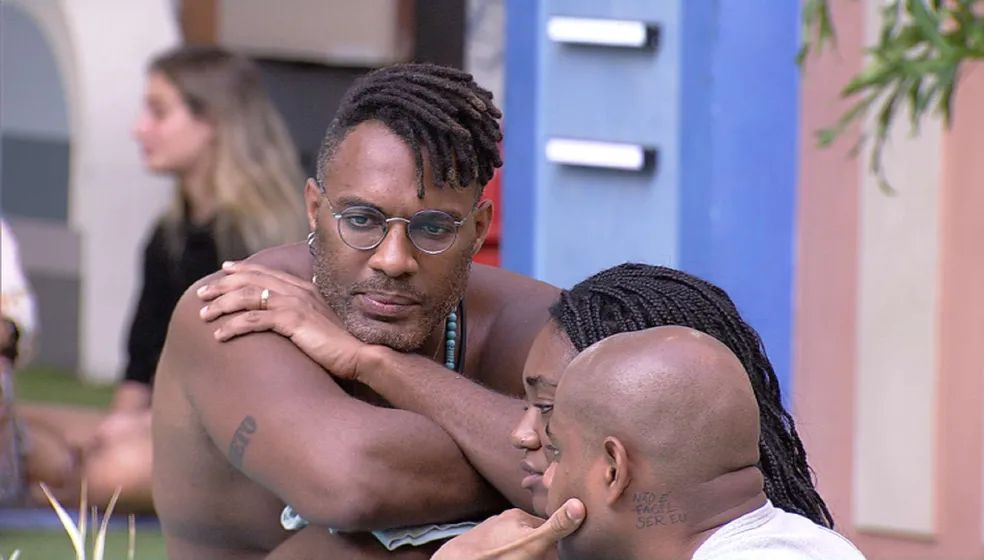 BBB23: Fred Nicácio analisa possibilidades do Paredão: ‘Duas delas com a Domitila’