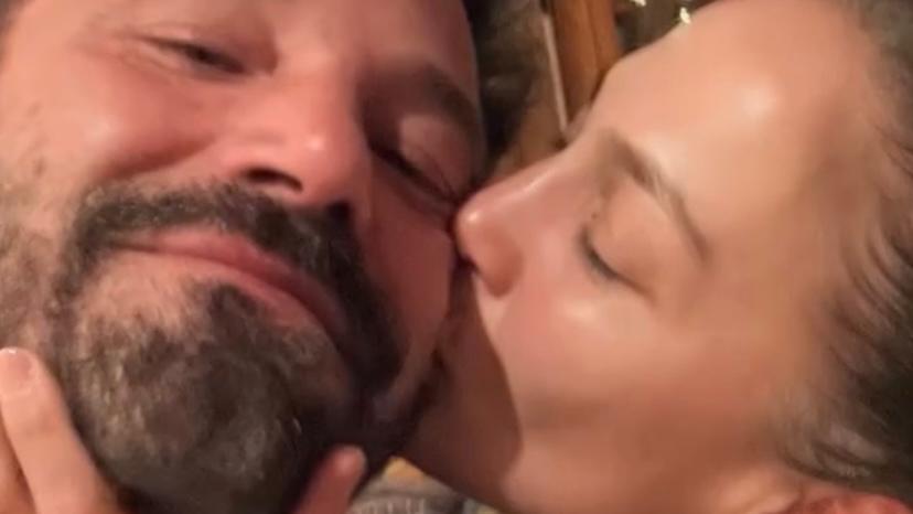 Ben Affleck faz revelação chocante sobre dieta da esposa Jennifer Lopez e surpreende apresentadora