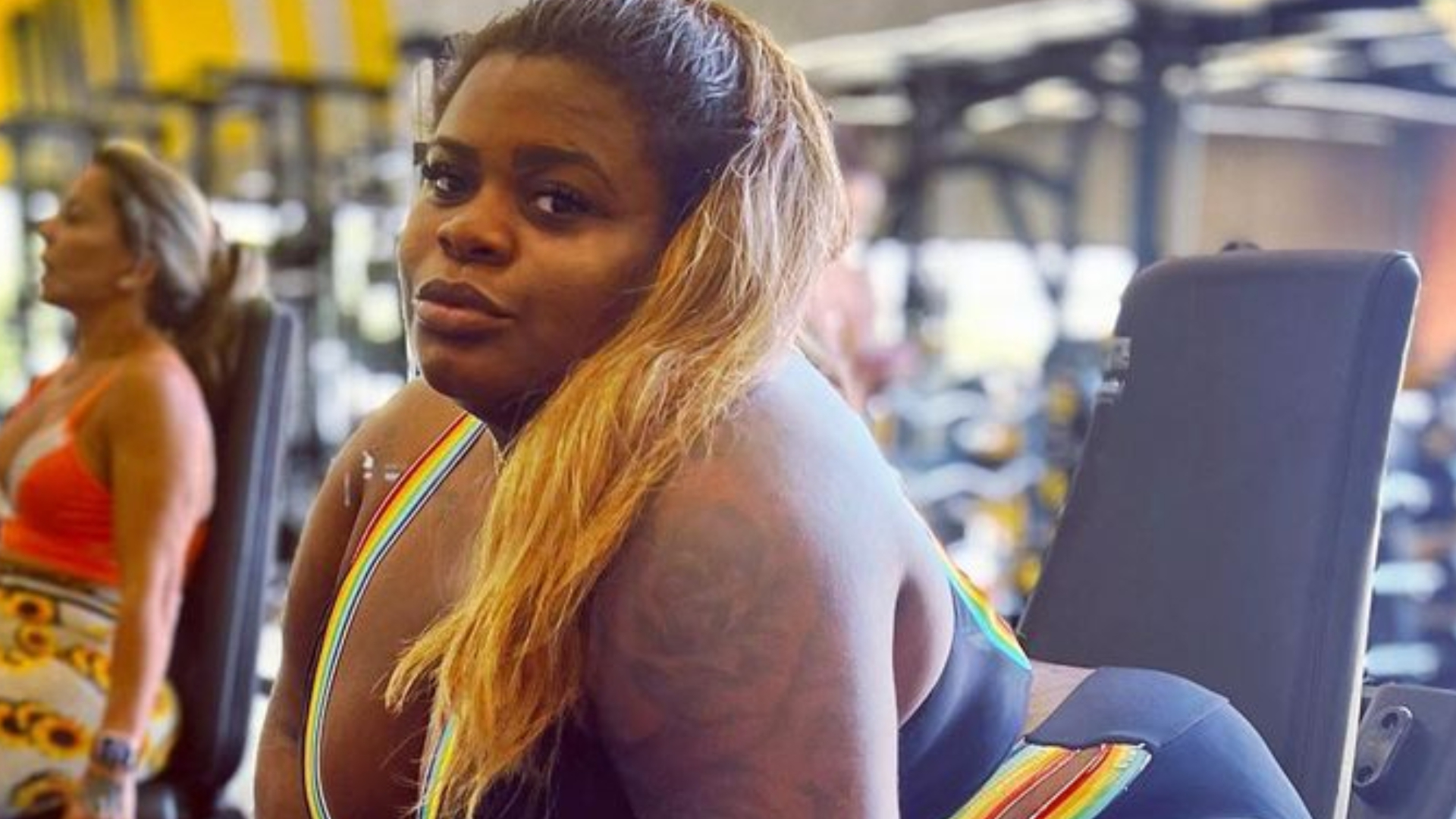 Com menos 24 kg, Jojo Todynho empina novo corpaço na academia: ”Que gata”